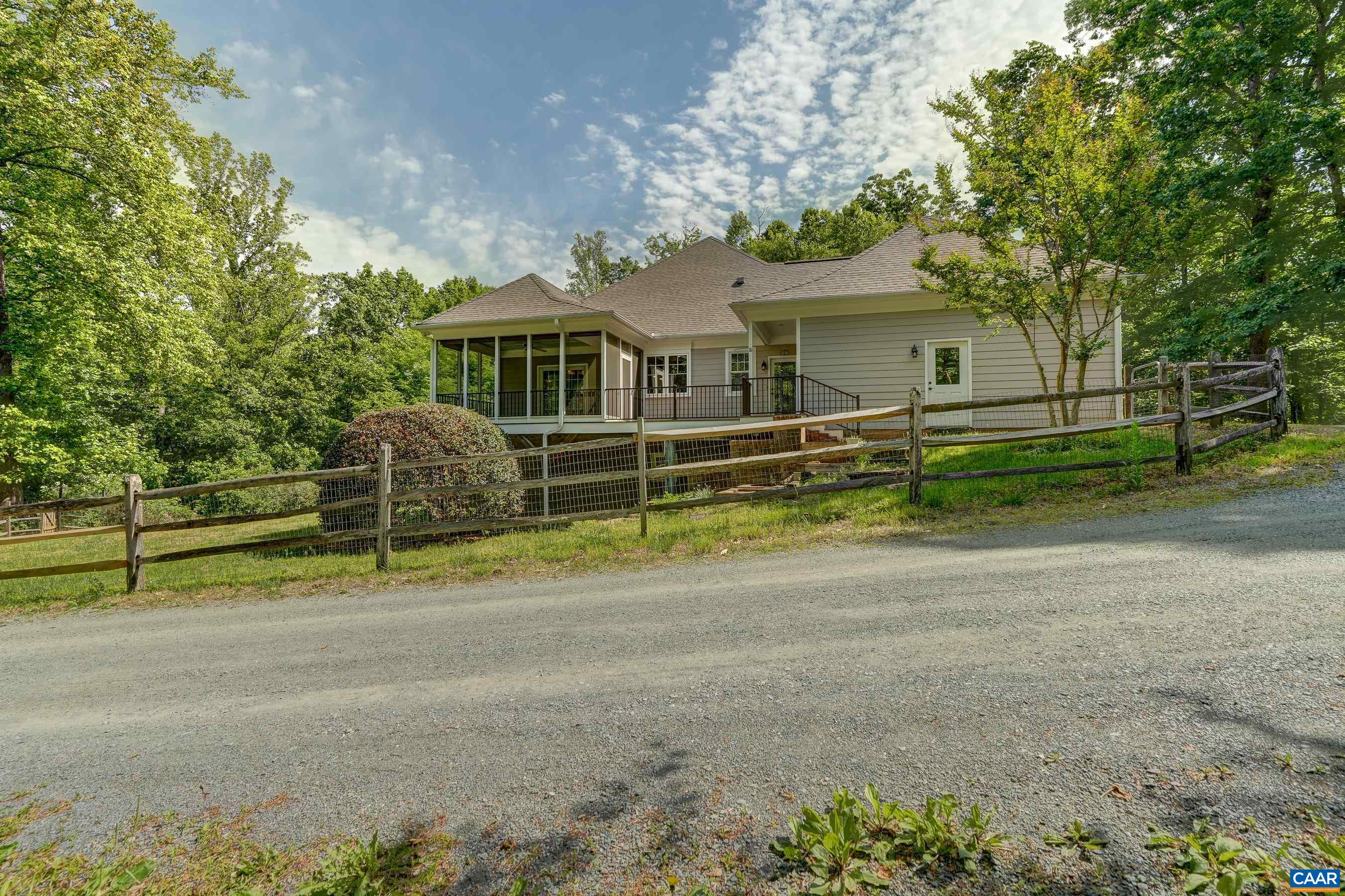 395 IVY VISTA DR, CHARLOTTESVILLE, Virginia 22903, 3 Bedrooms Bedrooms, ,2 BathroomsBathrooms,Residential,395 IVY VISTA DR,677361 MLS # 677361
