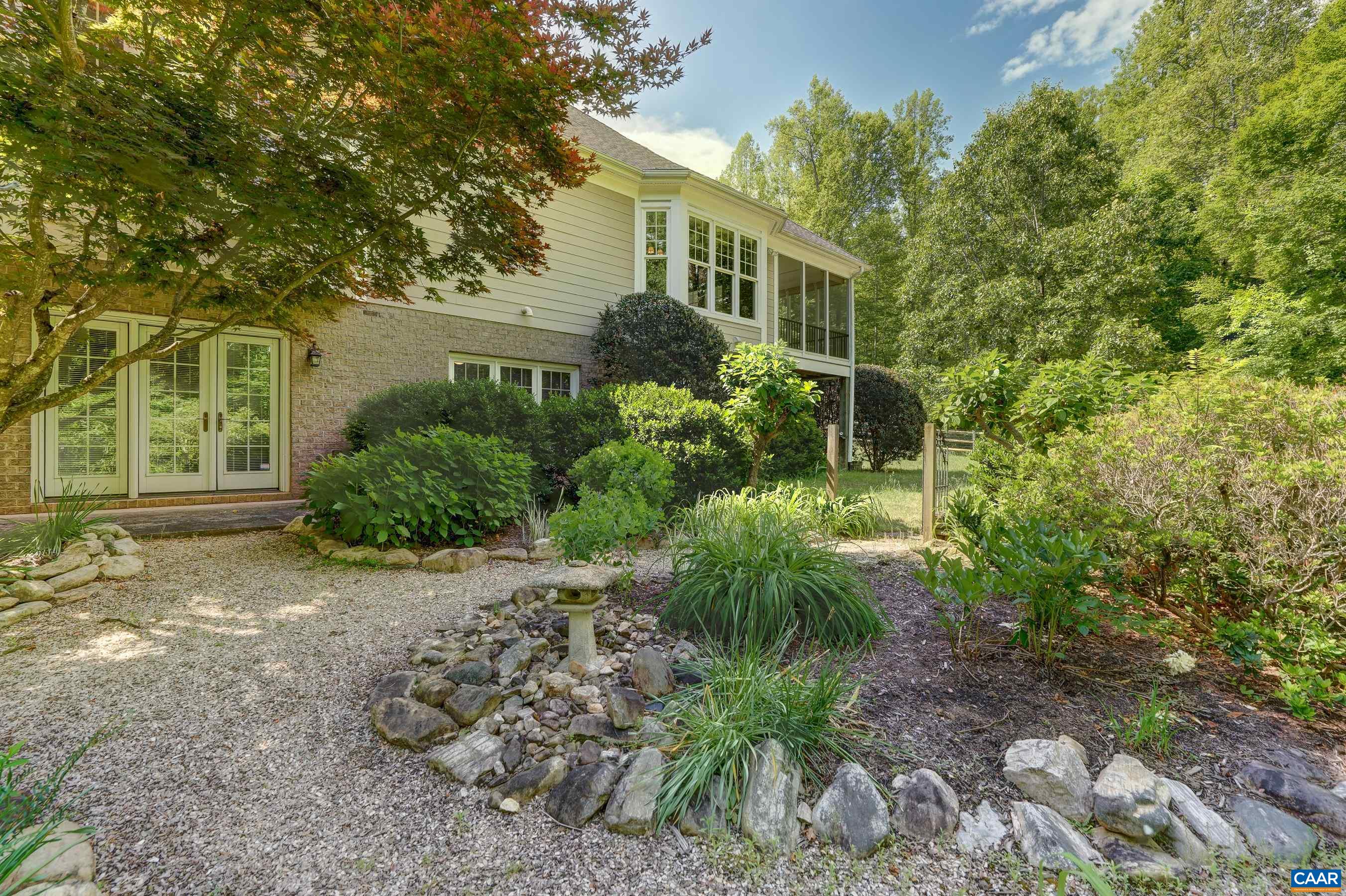 395 IVY VISTA DR, CHARLOTTESVILLE, Virginia 22903, 3 Bedrooms Bedrooms, ,2 BathroomsBathrooms,Residential,395 IVY VISTA DR,677361 MLS # 677361