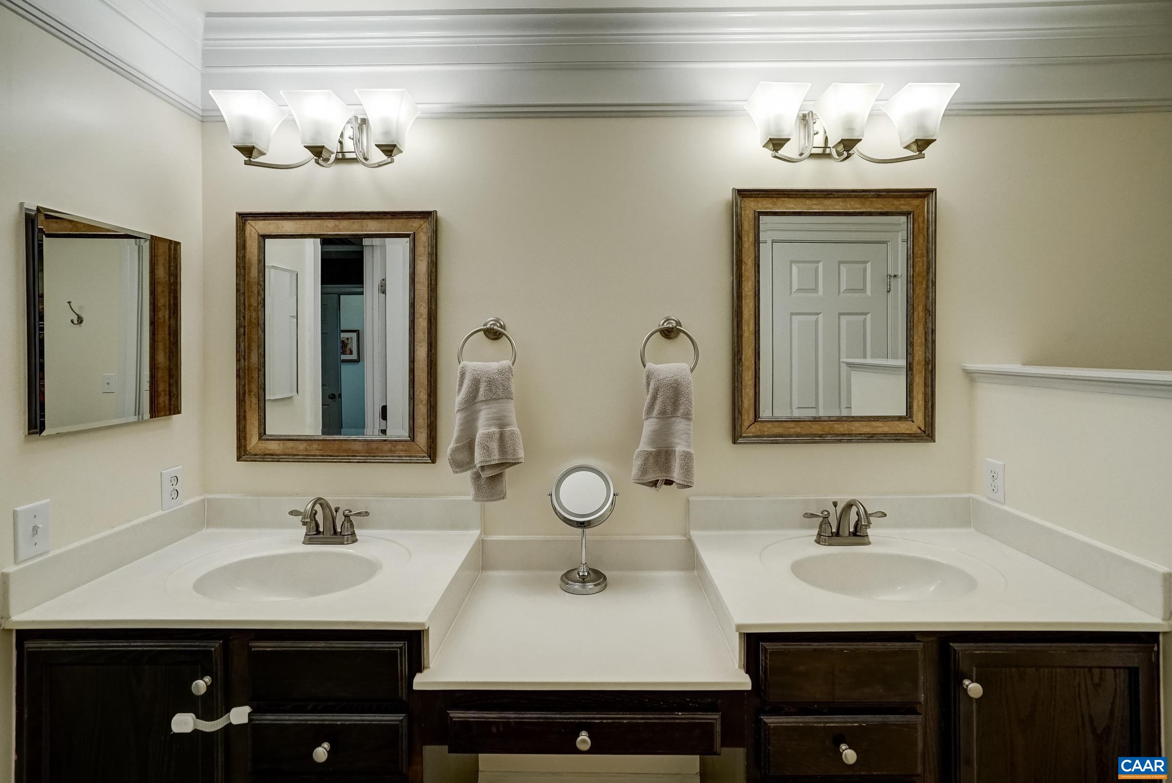 5622 UPLAND DR, CROZET, Virginia 22932, 5 Bedrooms Bedrooms, ,3 BathroomsBathrooms,Residential,Village Home End Unit,5622 UPLAND DR,677362 MLS # 677362 5622 UPLAND DR, CROZET, Virginia 22932, 5 Bedrooms Bedrooms, ,3 BathroomsBathrooms,Residential,Village Home End Unit,5622 UPLAND DR,677362 MLS # 677362