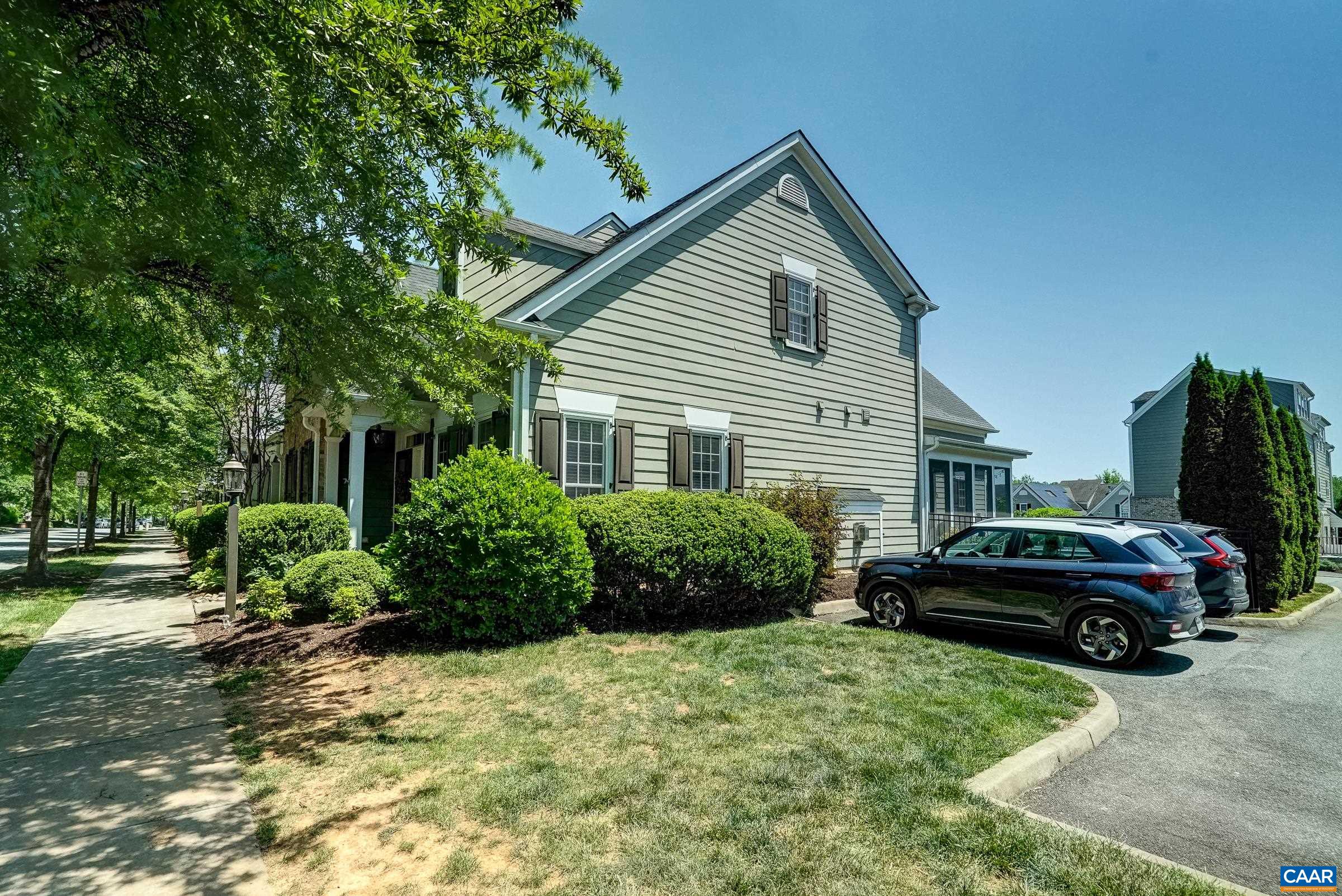 5622 UPLAND DR, CROZET, Virginia 22932, 5 Bedrooms Bedrooms, ,3 BathroomsBathrooms,Residential,Village Home End Unit,5622 UPLAND DR,677362 MLS # 677362 5622 UPLAND DR, CROZET, Virginia 22932, 5 Bedrooms Bedrooms, ,3 BathroomsBathrooms,Residential,Village Home End Unit,5622 UPLAND DR,677362 MLS # 677362