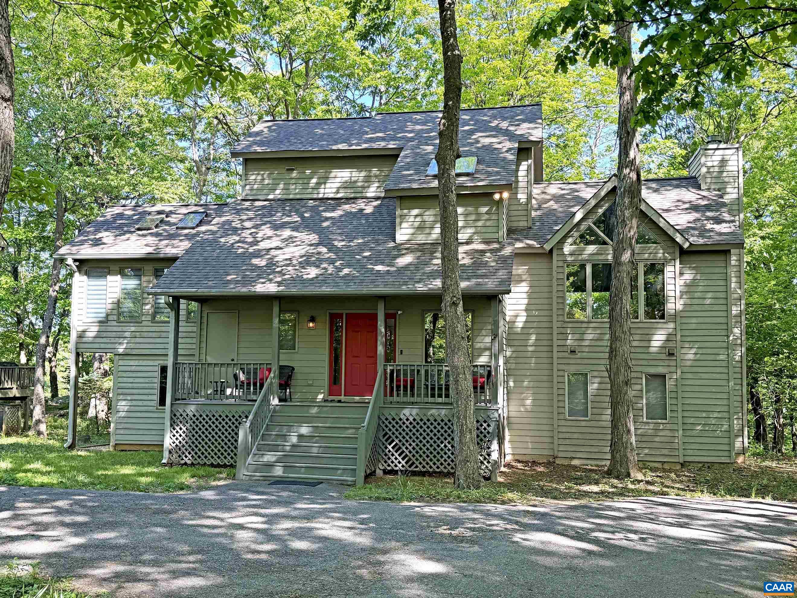 45 RAVENS ROOST LN, WINTERGREEN RESORT, Virginia 22967, 4 Bedrooms Bedrooms, ,3 BathroomsBathrooms,Residential,45 RAVENS ROOST LN,677368 MLS # 677368