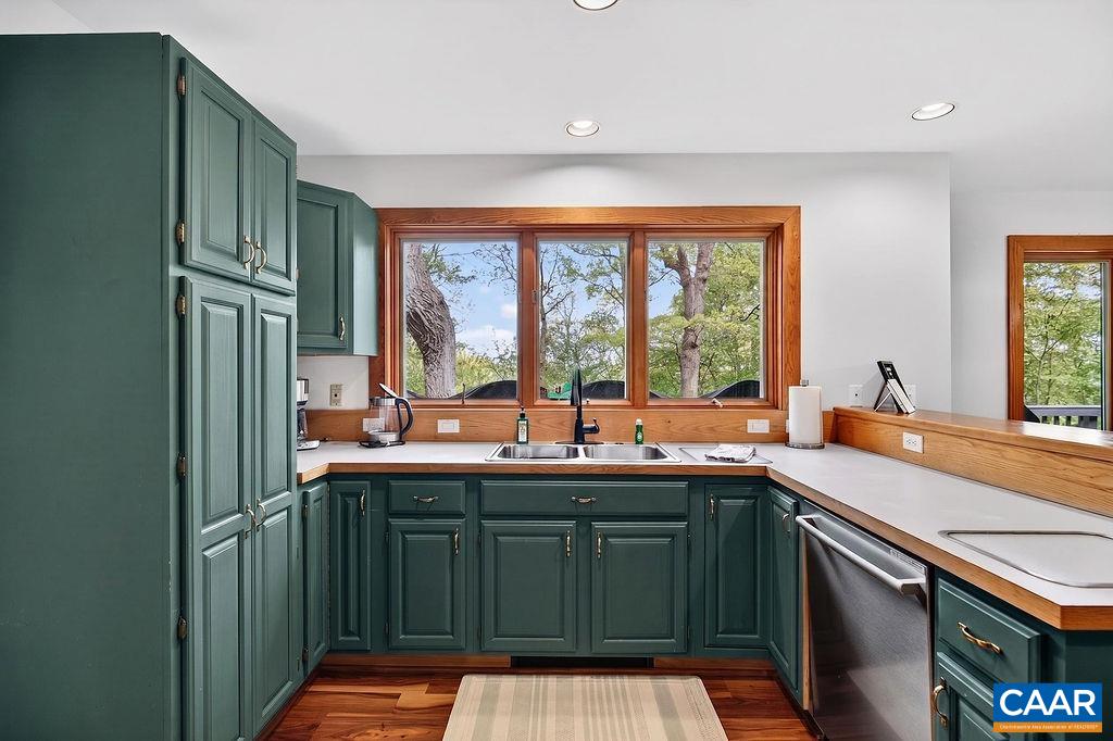 45 RAVENS ROOST LN, WINTERGREEN RESORT, Virginia 22967, 4 Bedrooms Bedrooms, ,3 BathroomsBathrooms,Residential,45 RAVENS ROOST LN,677368 MLS # 677368 45 RAVENS ROOST LN, WINTERGREEN RESORT, Virginia 22967, 4 Bedrooms Bedrooms, ,3 BathroomsBathrooms,Residential,45 RAVENS ROOST LN,677368 MLS # 677368