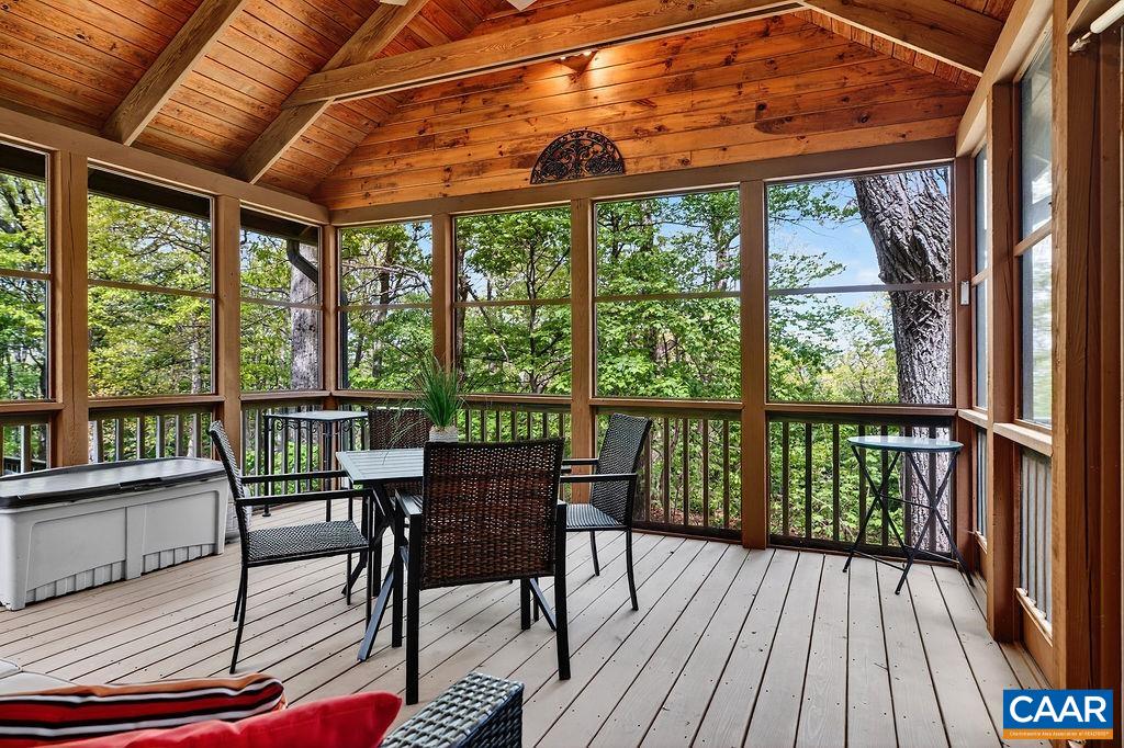 Spacious screened porch perfect for enjoying amazing mountain summer nights, alfresco dining, and the cool mountain air. Spacious screened porch perfect for enjoying amazing mountain summer nights, alfresco dining, and the cool mountain air.