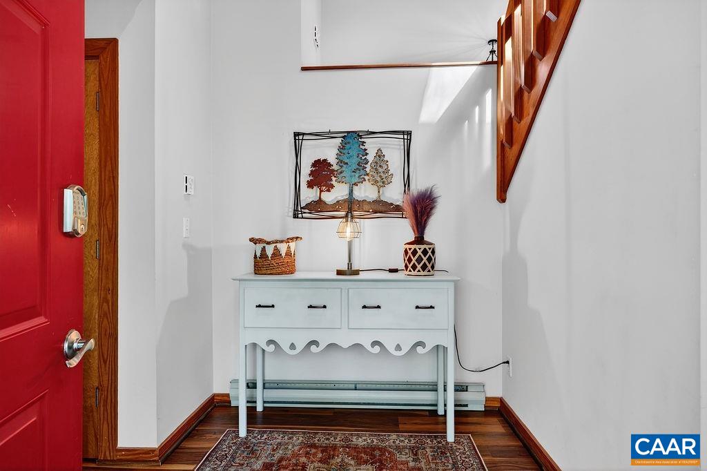 Split- level home with a welcoming foyer. Split- level home with a welcoming foyer.