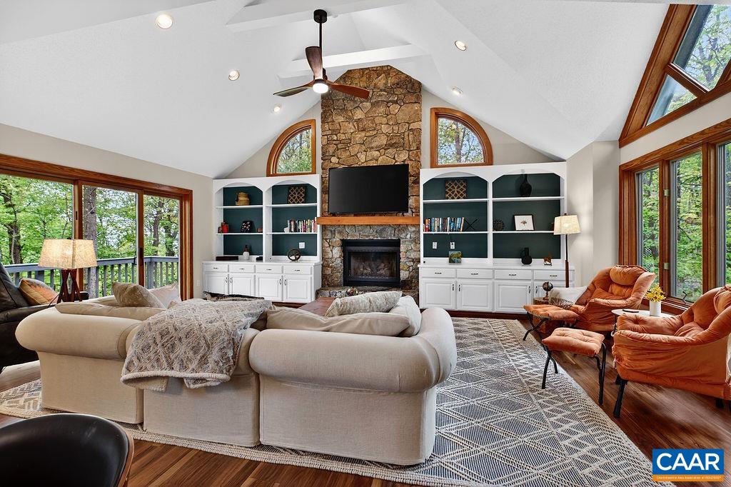 The home offers a beautiful open floor plan with a dramatic great room flowing seamlessly into the dining area and spacious kitchen. The home offers a beautiful open floor plan with a dramatic great room flowing seamlessly into the dining area and spacious kitchen.