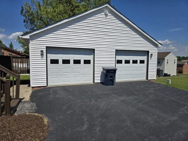 1326 MEADOWLARK DR, HARRISONBURG, Virginia 22802, 3 Bedrooms Bedrooms, ,2 BathroomsBathrooms,Residential,Quadrant 1 NS, Meadowlark Dr, Lot 11, Block J, Uni,1326 MEADOWLARK DR,677369 MLS # 677369 1326 MEADOWLARK DR, HARRISONBURG, Virginia 22802, 3 Bedrooms Bedrooms, ,2 BathroomsBathrooms,Residential,Quadrant 1 NS, Meadowlark Dr, Lot 11, Block J, Uni,1326 MEADOWLARK DR,677369 MLS # 677369