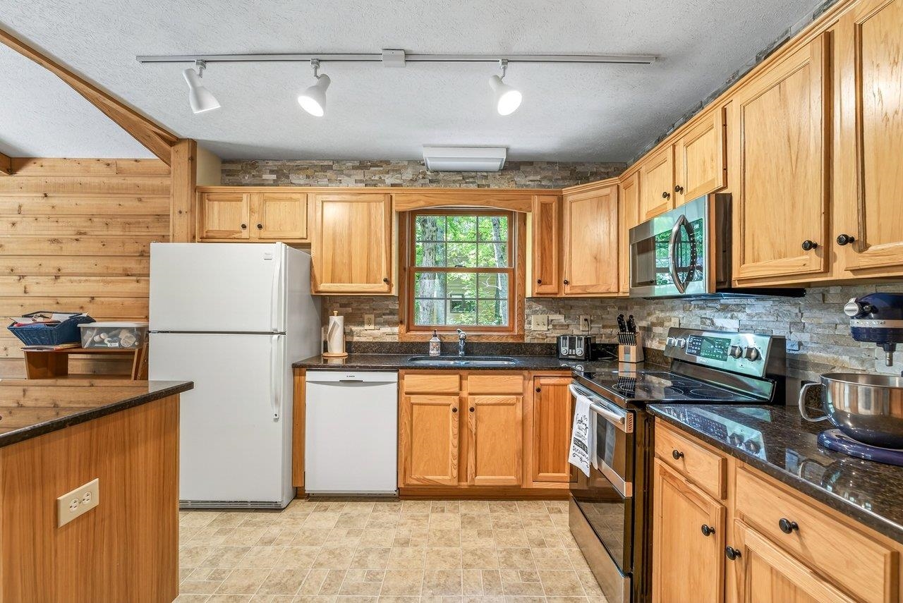 2731 LANIER LN, MCGAHEYSVILLE, Virginia 22840, 3 Bedrooms Bedrooms, ,2 BathroomsBathrooms,Residential,2731 LANIER LN,677370 MLS # 677370 2731 LANIER LN, MCGAHEYSVILLE, Virginia 22840, 3 Bedrooms Bedrooms, ,2 BathroomsBathrooms,Residential,2731 LANIER LN,677370 MLS # 677370