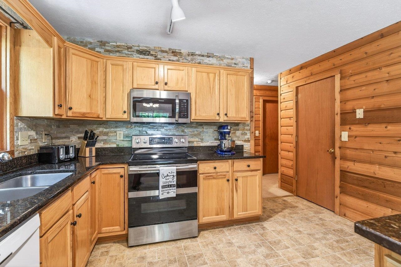 2731 LANIER LN, MCGAHEYSVILLE, Virginia 22840, 3 Bedrooms Bedrooms, ,2 BathroomsBathrooms,Residential,2731 LANIER LN,677370 MLS # 677370 2731 LANIER LN, MCGAHEYSVILLE, Virginia 22840, 3 Bedrooms Bedrooms, ,2 BathroomsBathrooms,Residential,2731 LANIER LN,677370 MLS # 677370