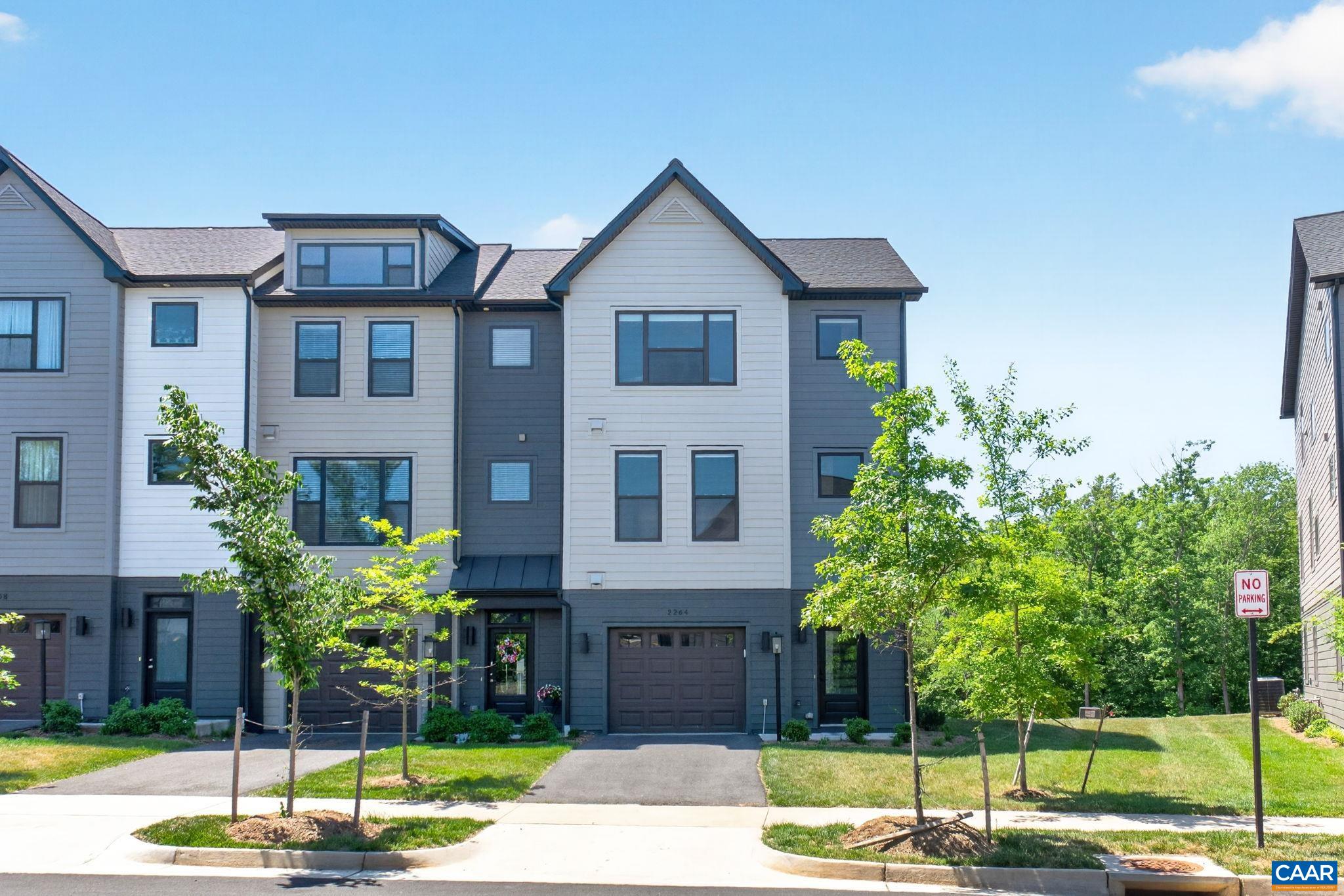 2264 FOWLER CIR, CHARLOTTESVILLE, Virginia 22901, 3 Bedrooms Bedrooms, ,3 BathroomsBathrooms,Residential,2264 FOWLER CIR,677373 MLS # 677373