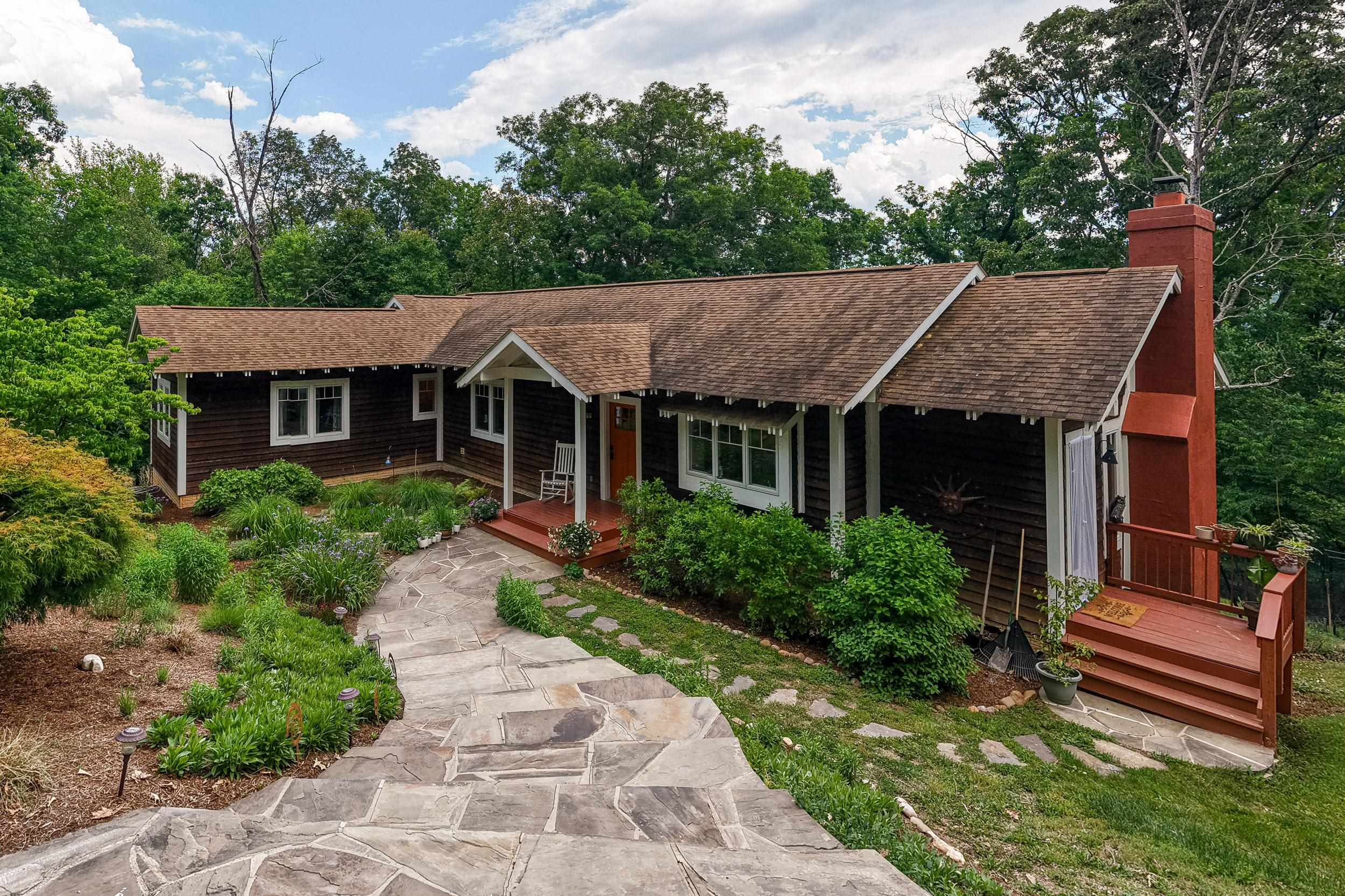801 WOODSIDE DR, RILEYVILLE, Virginia 22650, 3 Bedrooms Bedrooms, ,3 BathroomsBathrooms,Residential,801 WOODSIDE DR,677379 MLS # 677379