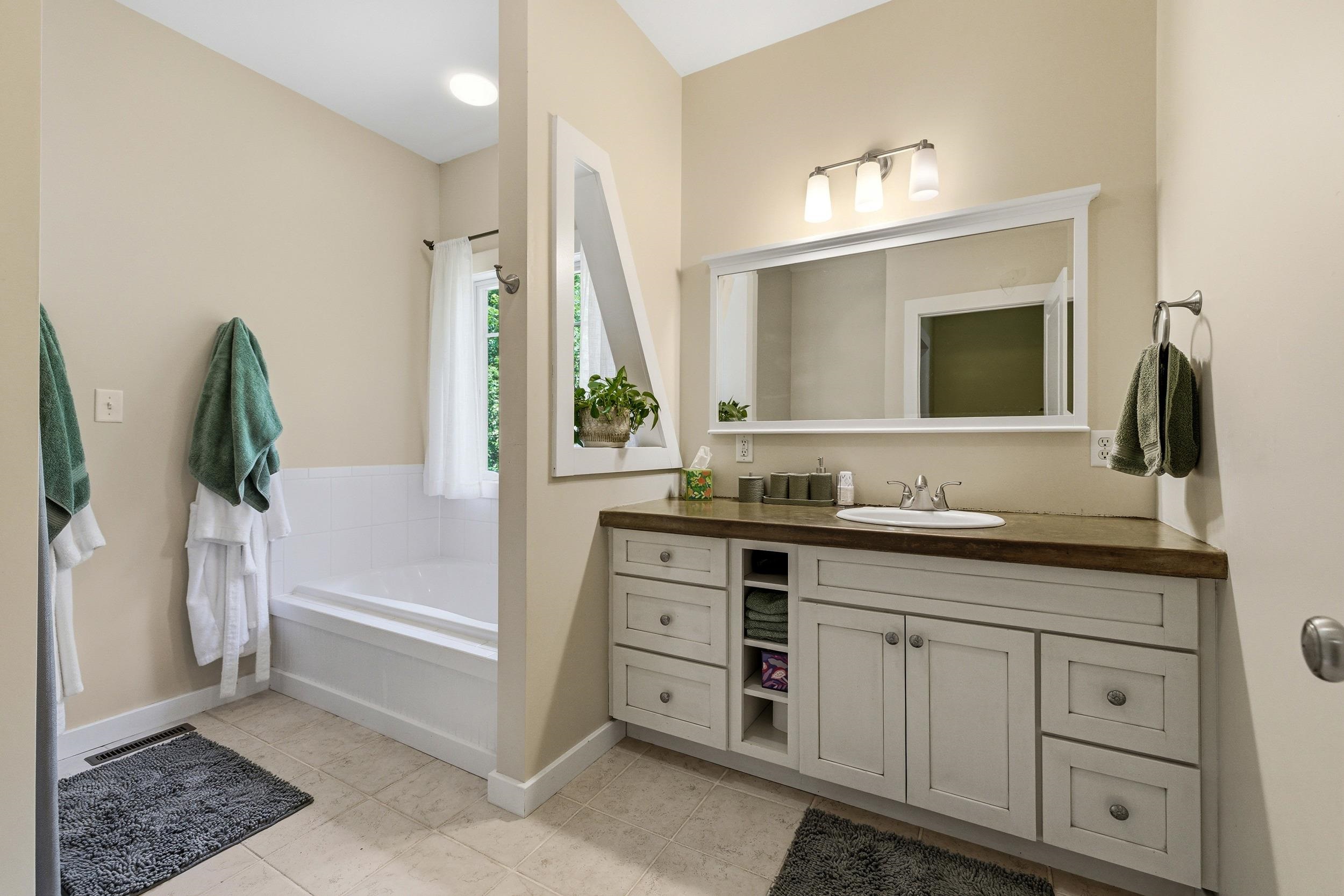 801 WOODSIDE DR, RILEYVILLE, Virginia 22650, 3 Bedrooms Bedrooms, ,3 BathroomsBathrooms,Residential,801 WOODSIDE DR,677379 MLS # 677379 801 WOODSIDE DR, RILEYVILLE, Virginia 22650, 3 Bedrooms Bedrooms, ,3 BathroomsBathrooms,Residential,801 WOODSIDE DR,677379 MLS # 677379