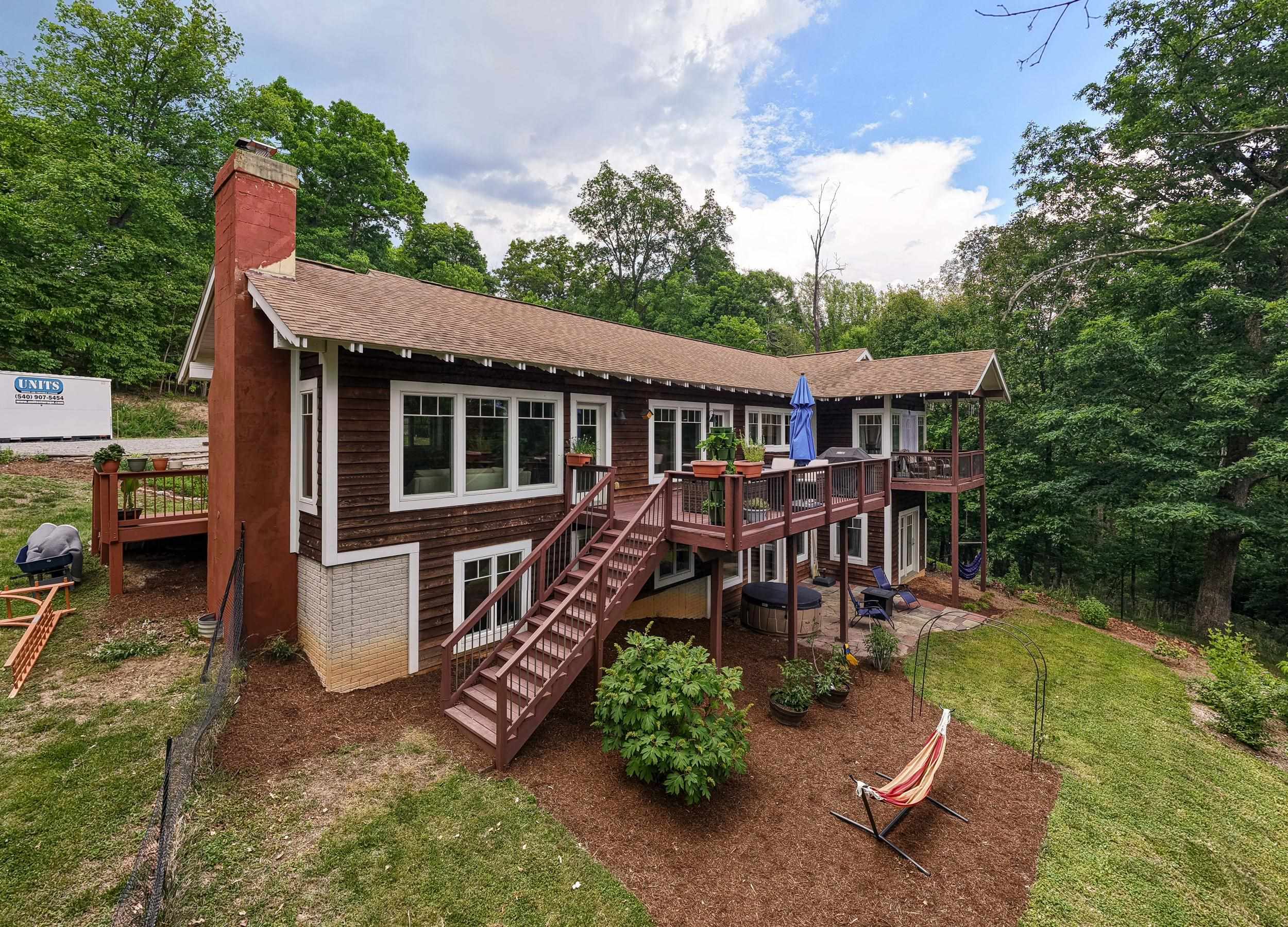 801 WOODSIDE DR, RILEYVILLE, Virginia 22650, 3 Bedrooms Bedrooms, ,3 BathroomsBathrooms,Residential,801 WOODSIDE DR,677379 MLS # 677379 801 WOODSIDE DR, RILEYVILLE, Virginia 22650, 3 Bedrooms Bedrooms, ,3 BathroomsBathrooms,Residential,801 WOODSIDE DR,677379 MLS # 677379