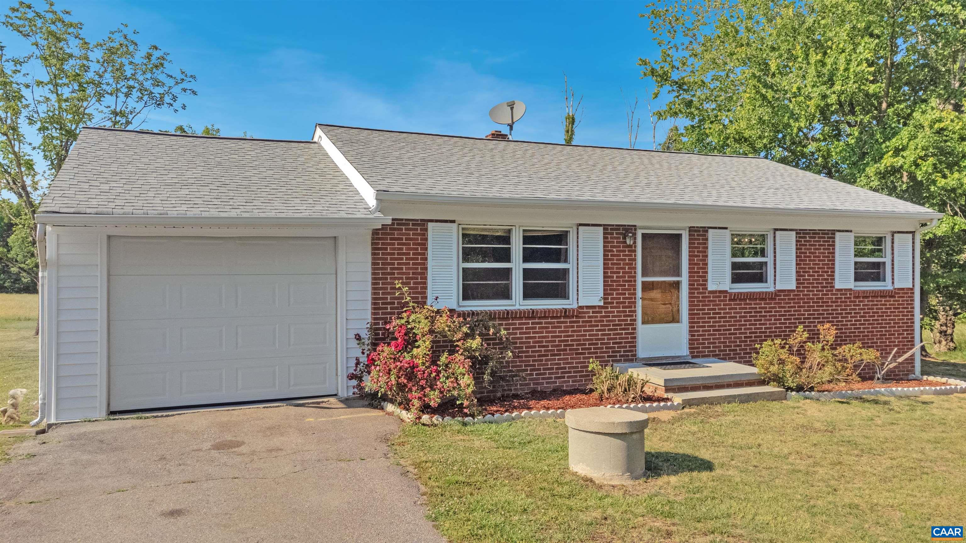 712 FREDERICKS HALL RD, BUMPASS, Virginia 23024, 2 Bedrooms Bedrooms, ,1 BathroomBathrooms,Residential,712 FREDERICKS HALL RD,677381 MLS # 677381 712 FREDERICKS HALL RD, BUMPASS, Virginia 23024, 2 Bedrooms Bedrooms, ,1 BathroomBathrooms,Residential,712 FREDERICKS HALL RD,677381 MLS # 677381