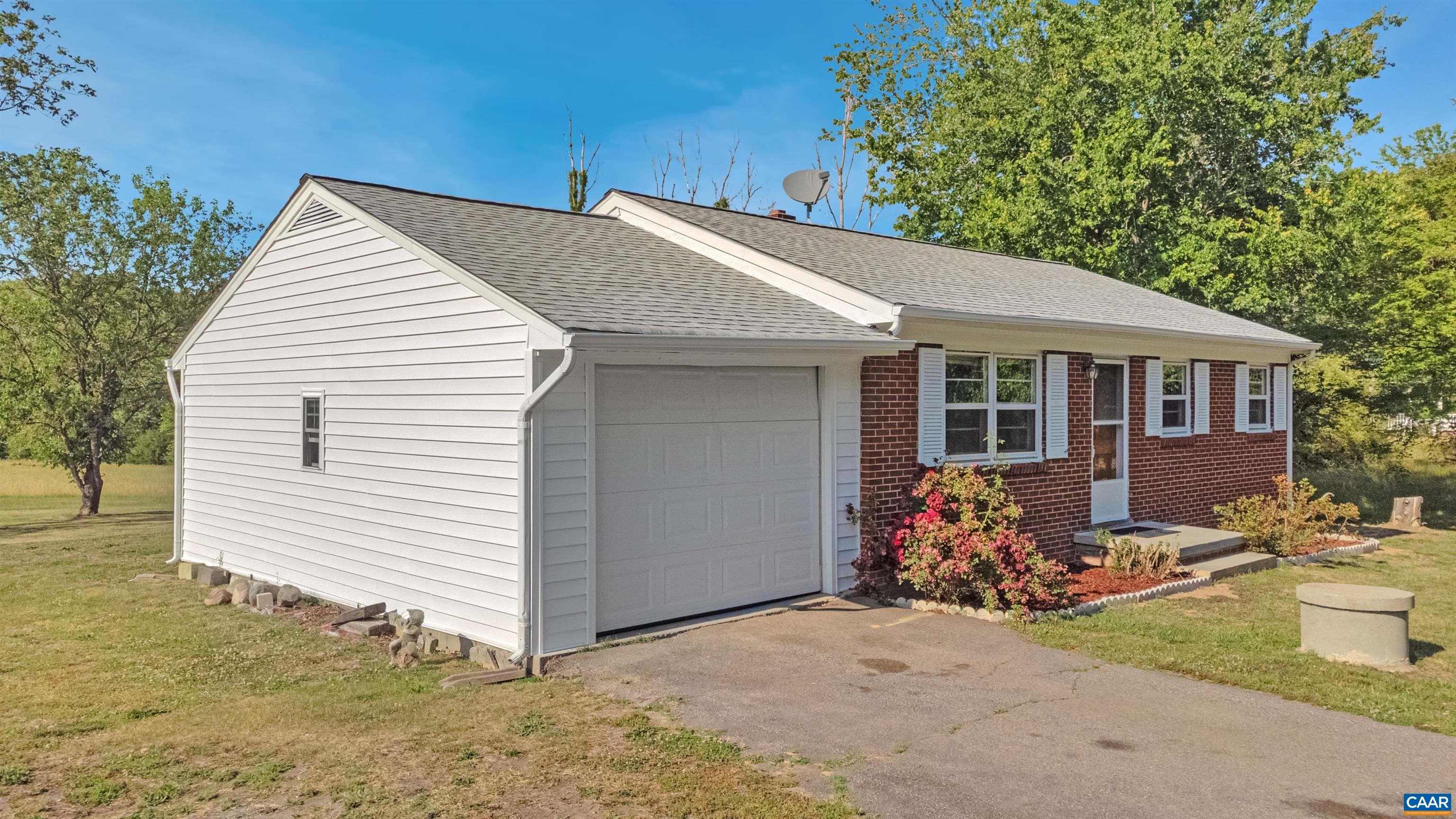 712 FREDERICKS HALL RD, BUMPASS, Virginia 23024, 2 Bedrooms Bedrooms, ,1 BathroomBathrooms,Residential,712 FREDERICKS HALL RD,677381 MLS # 677381 712 FREDERICKS HALL RD, BUMPASS, Virginia 23024, 2 Bedrooms Bedrooms, ,1 BathroomBathrooms,Residential,712 FREDERICKS HALL RD,677381 MLS # 677381