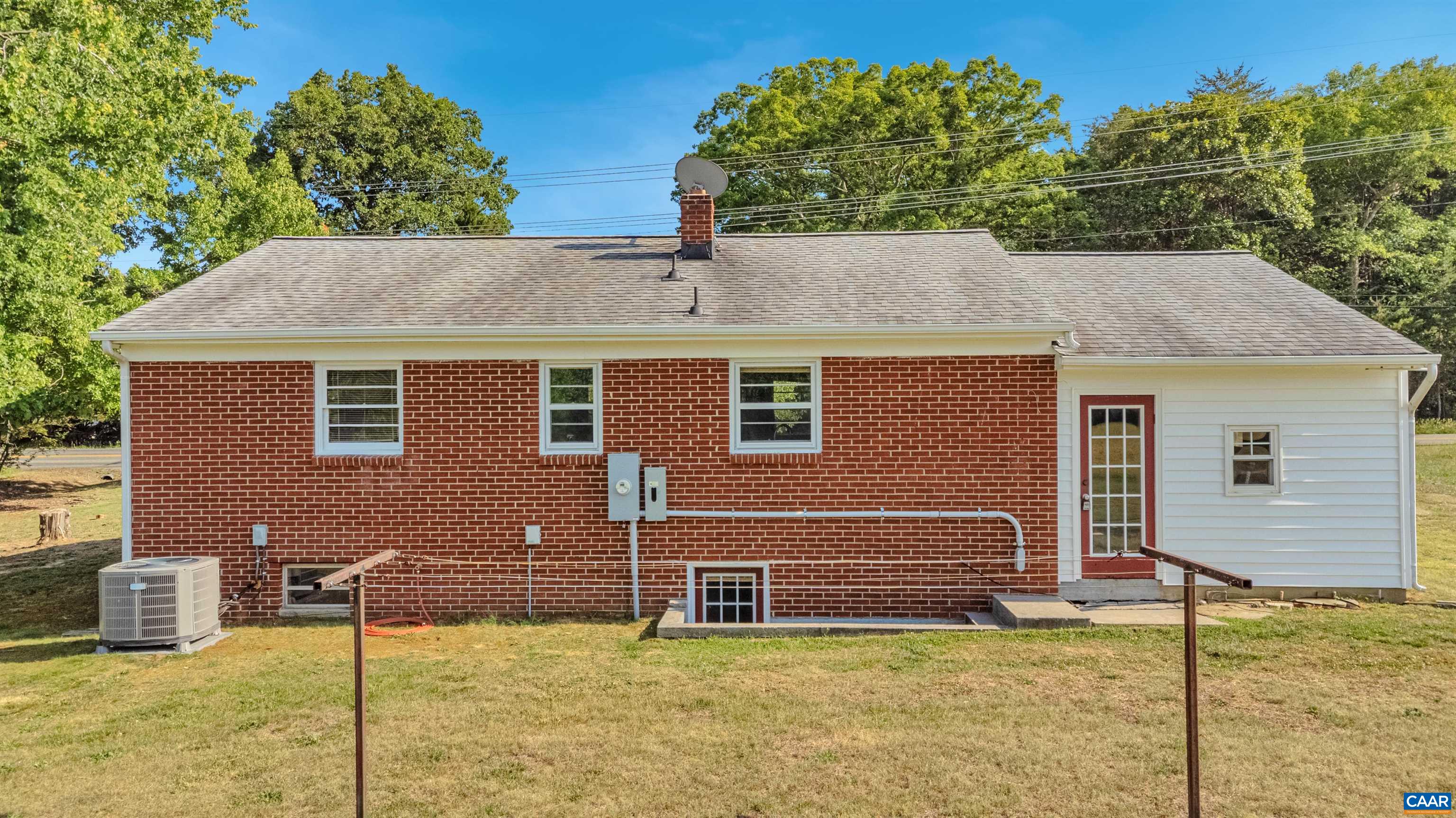712 FREDERICKS HALL RD, BUMPASS, Virginia 23024, 2 Bedrooms Bedrooms, ,1 BathroomBathrooms,Residential,712 FREDERICKS HALL RD,677381 MLS # 677381 712 FREDERICKS HALL RD, BUMPASS, Virginia 23024, 2 Bedrooms Bedrooms, ,1 BathroomBathrooms,Residential,712 FREDERICKS HALL RD,677381 MLS # 677381
