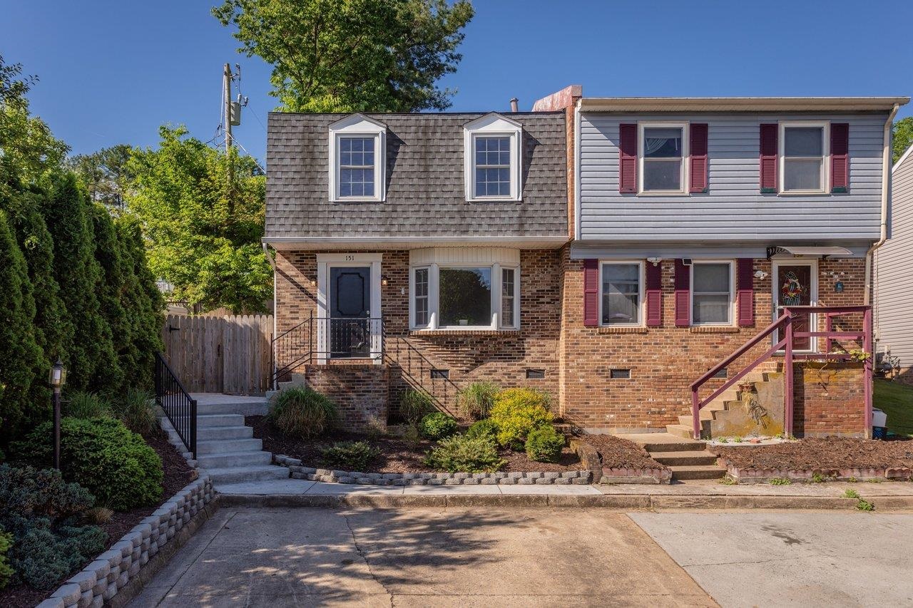 151 WAKEFIELD PL, HARRISONBURG, Virginia 22801, 3 Bedrooms Bedrooms, ,1 BathroomBathrooms,Residential,151 WAKEFIELD PL,677383 MLS # 677383