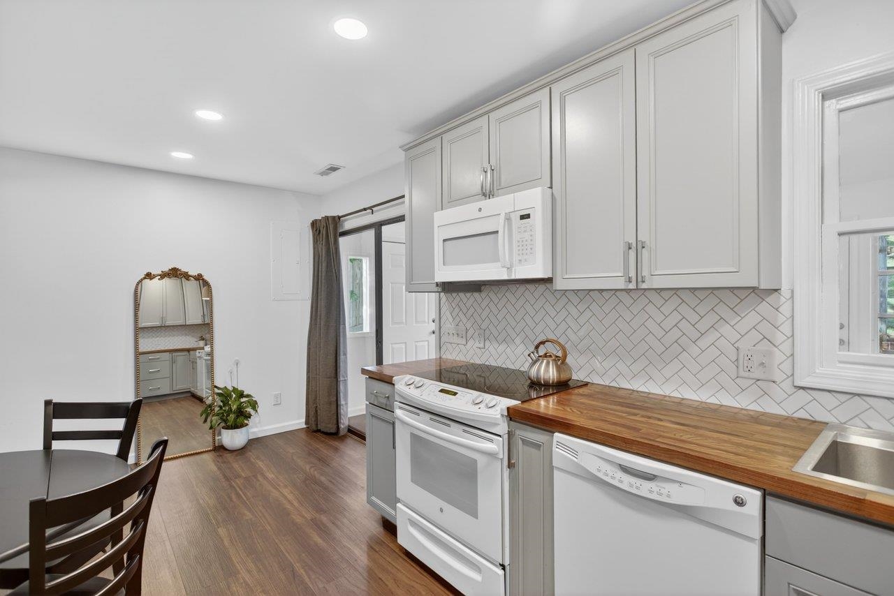 151 WAKEFIELD PL, HARRISONBURG, Virginia 22801, 3 Bedrooms Bedrooms, ,1 BathroomBathrooms,Residential,151 WAKEFIELD PL,677383 MLS # 677383 151 WAKEFIELD PL, HARRISONBURG, Virginia 22801, 3 Bedrooms Bedrooms, ,1 BathroomBathrooms,Residential,151 WAKEFIELD PL,677383 MLS # 677383