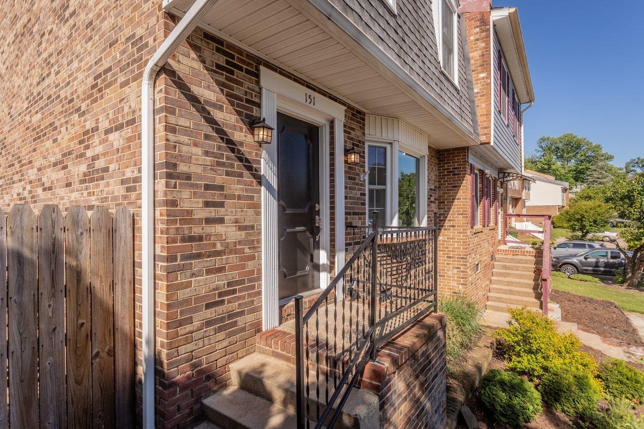 151 WAKEFIELD PL, HARRISONBURG, Virginia 22801, 3 Bedrooms Bedrooms, ,1 BathroomBathrooms,Residential,151 WAKEFIELD PL,677383 MLS # 677383 151 WAKEFIELD PL, HARRISONBURG, Virginia 22801, 3 Bedrooms Bedrooms, ,1 BathroomBathrooms,Residential,151 WAKEFIELD PL,677383 MLS # 677383