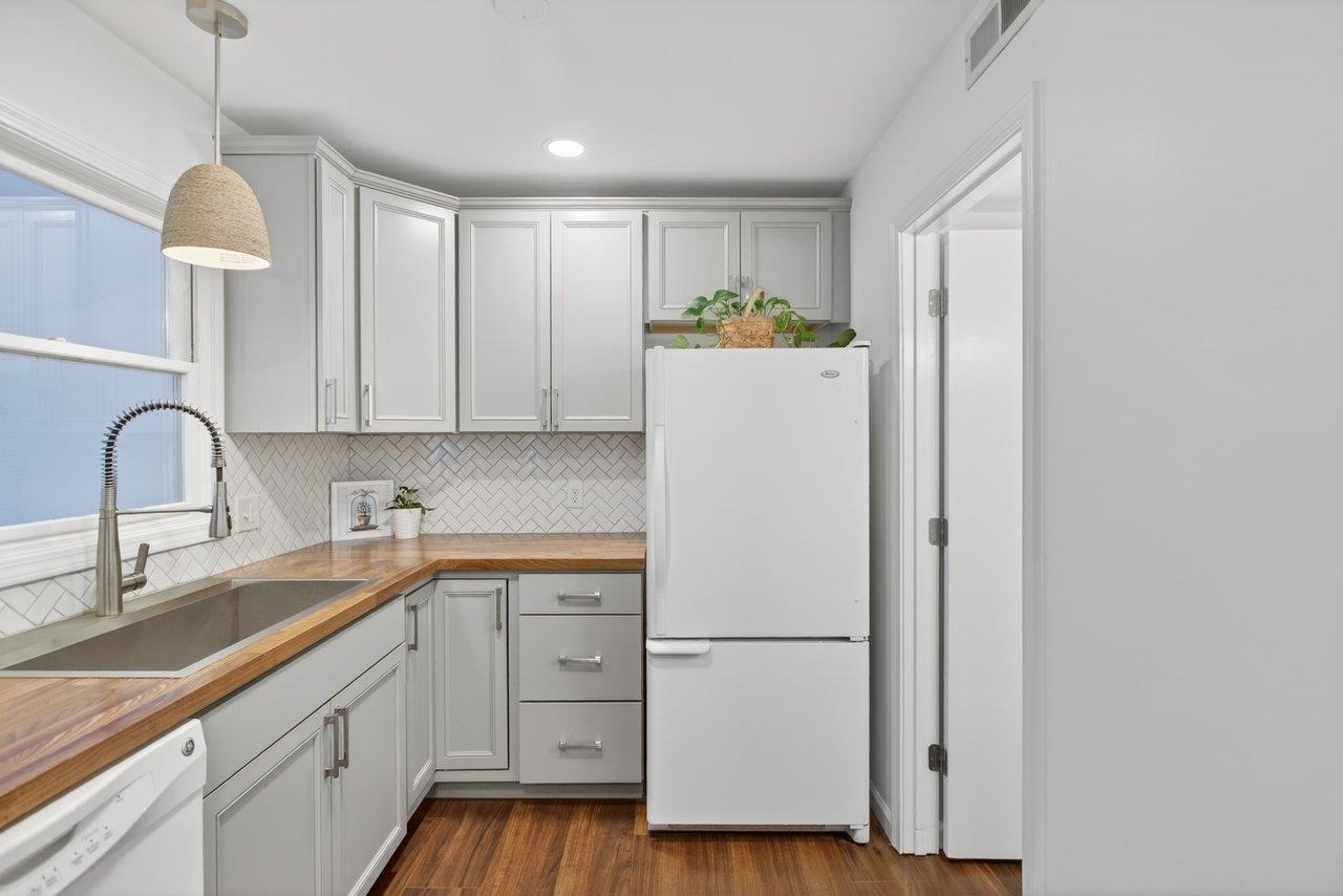 151 WAKEFIELD PL, HARRISONBURG, Virginia 22801, 3 Bedrooms Bedrooms, ,1 BathroomBathrooms,Residential,151 WAKEFIELD PL,677383 MLS # 677383 151 WAKEFIELD PL, HARRISONBURG, Virginia 22801, 3 Bedrooms Bedrooms, ,1 BathroomBathrooms,Residential,151 WAKEFIELD PL,677383 MLS # 677383