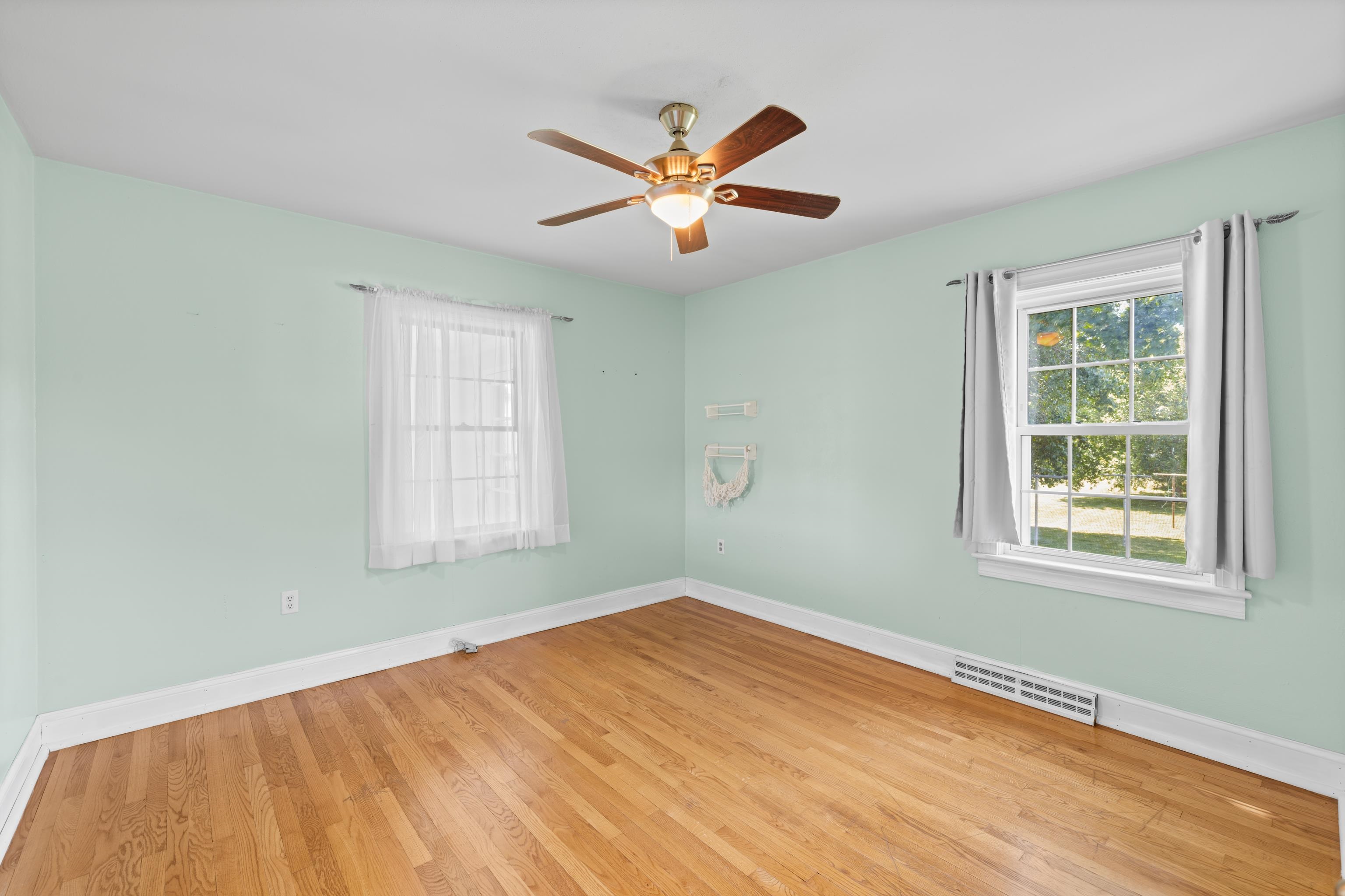 3246 CHURCHVILLE AVE, STAUNTON, Virginia 24401, 3 Bedrooms Bedrooms, ,2 BathroomsBathrooms,Residential,3246 CHURCHVILLE AVE,677391 MLS # 677391 3246 CHURCHVILLE AVE, STAUNTON, Virginia 24401, 3 Bedrooms Bedrooms, ,2 BathroomsBathrooms,Residential,3246 CHURCHVILLE AVE,677391 MLS # 677391