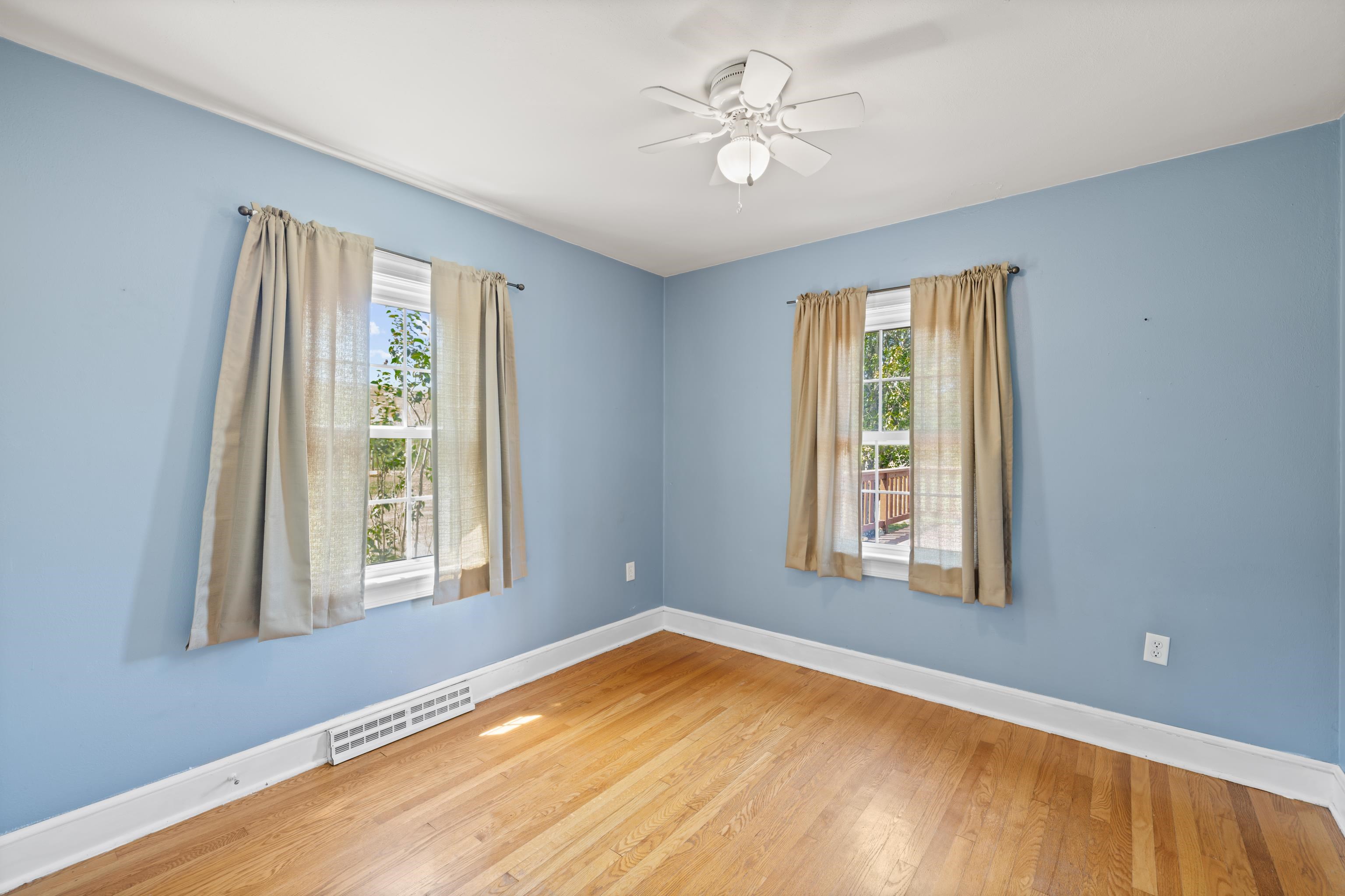 3246 CHURCHVILLE AVE, STAUNTON, Virginia 24401, 3 Bedrooms Bedrooms, ,2 BathroomsBathrooms,Residential,3246 CHURCHVILLE AVE,677391 MLS # 677391 3246 CHURCHVILLE AVE, STAUNTON, Virginia 24401, 3 Bedrooms Bedrooms, ,2 BathroomsBathrooms,Residential,3246 CHURCHVILLE AVE,677391 MLS # 677391