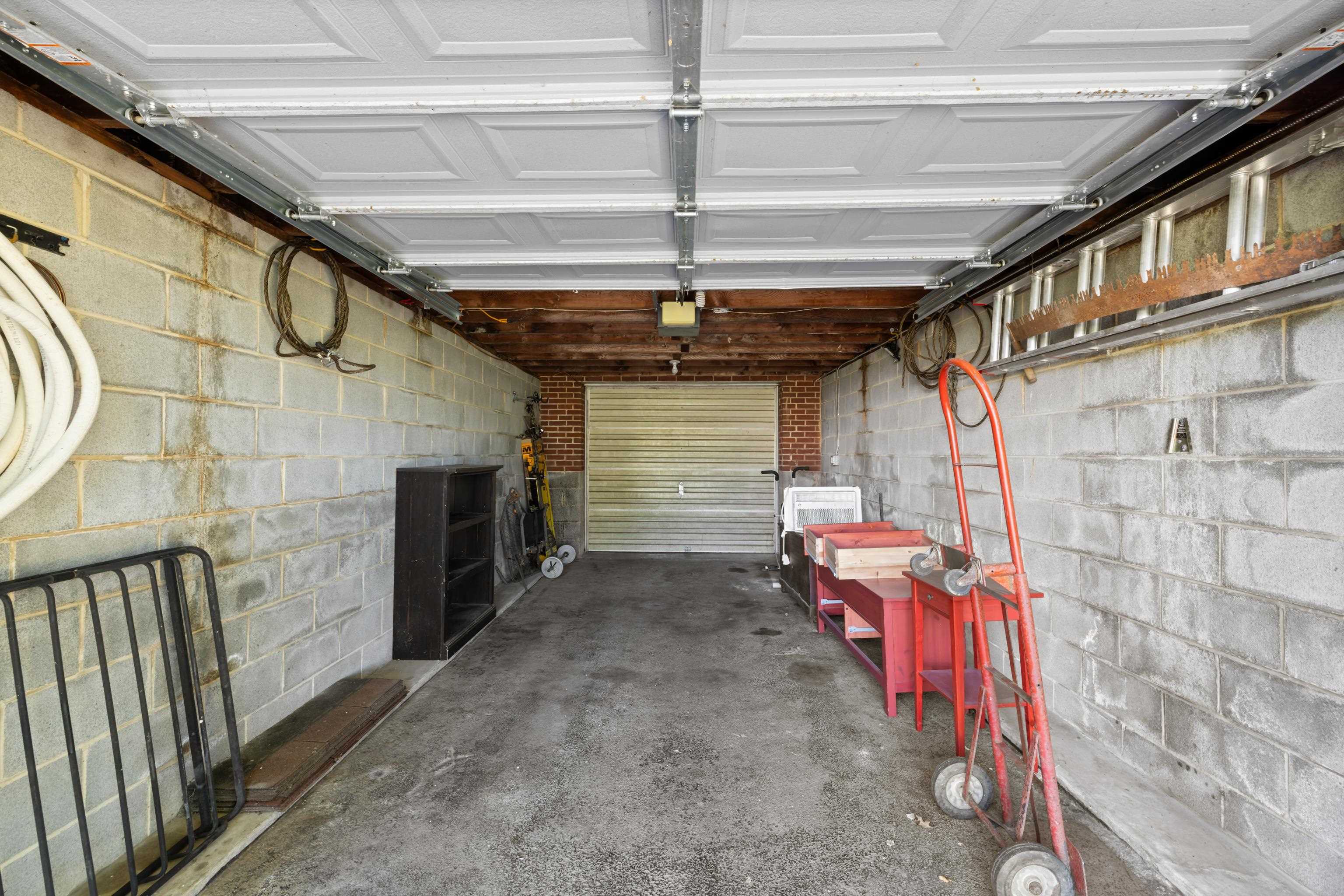 3246 CHURCHVILLE AVE, STAUNTON, Virginia 24401, 3 Bedrooms Bedrooms, ,2 BathroomsBathrooms,Residential,3246 CHURCHVILLE AVE,677391 MLS # 677391 3246 CHURCHVILLE AVE, STAUNTON, Virginia 24401, 3 Bedrooms Bedrooms, ,2 BathroomsBathrooms,Residential,3246 CHURCHVILLE AVE,677391 MLS # 677391