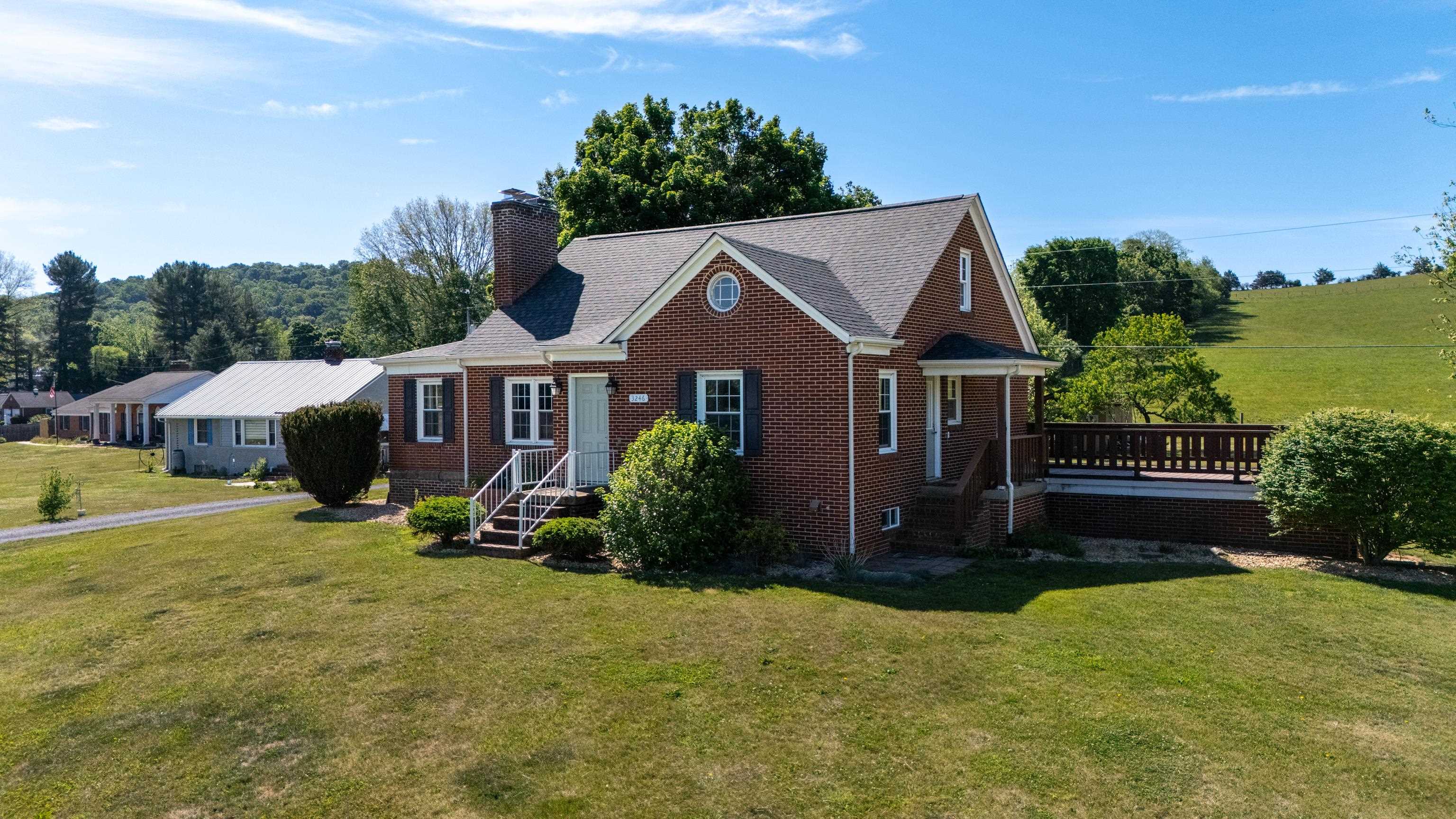3246 CHURCHVILLE AVE, STAUNTON, Virginia 24401, 3 Bedrooms Bedrooms, ,2 BathroomsBathrooms,Residential,3246 CHURCHVILLE AVE,677391 MLS # 677391 3246 CHURCHVILLE AVE, STAUNTON, Virginia 24401, 3 Bedrooms Bedrooms, ,2 BathroomsBathrooms,Residential,3246 CHURCHVILLE AVE,677391 MLS # 677391