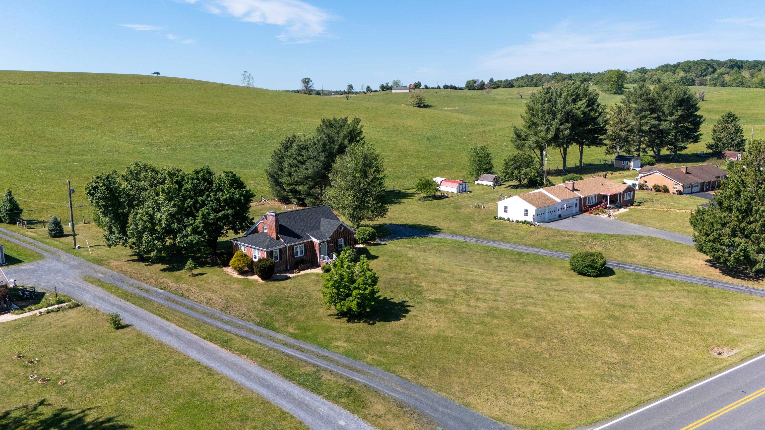 3246 CHURCHVILLE AVE, STAUNTON, Virginia 24401, 3 Bedrooms Bedrooms, ,2 BathroomsBathrooms,Residential,3246 CHURCHVILLE AVE,677391 MLS # 677391 3246 CHURCHVILLE AVE, STAUNTON, Virginia 24401, 3 Bedrooms Bedrooms, ,2 BathroomsBathrooms,Residential,3246 CHURCHVILLE AVE,677391 MLS # 677391