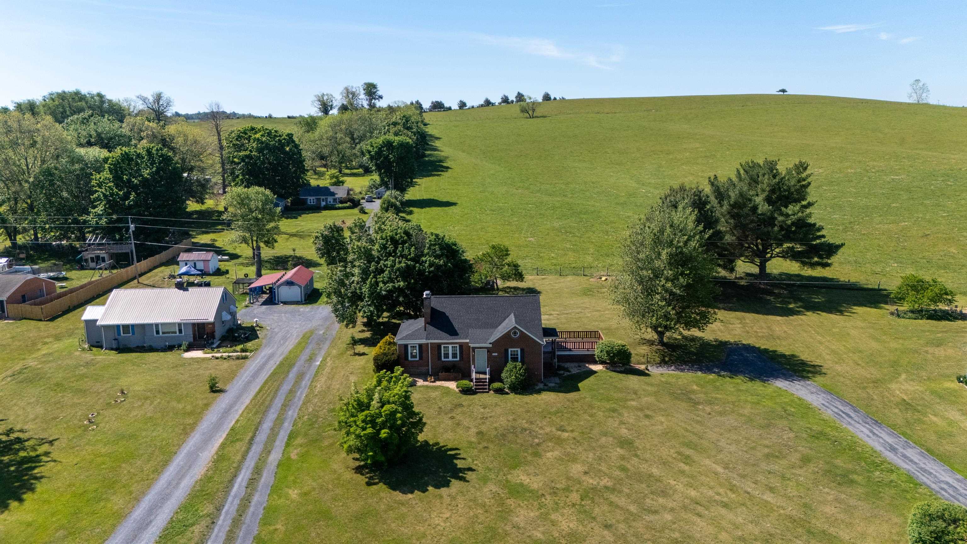 3246 CHURCHVILLE AVE, STAUNTON, Virginia 24401, 3 Bedrooms Bedrooms, ,2 BathroomsBathrooms,Residential,3246 CHURCHVILLE AVE,677391 MLS # 677391 3246 CHURCHVILLE AVE, STAUNTON, Virginia 24401, 3 Bedrooms Bedrooms, ,2 BathroomsBathrooms,Residential,3246 CHURCHVILLE AVE,677391 MLS # 677391