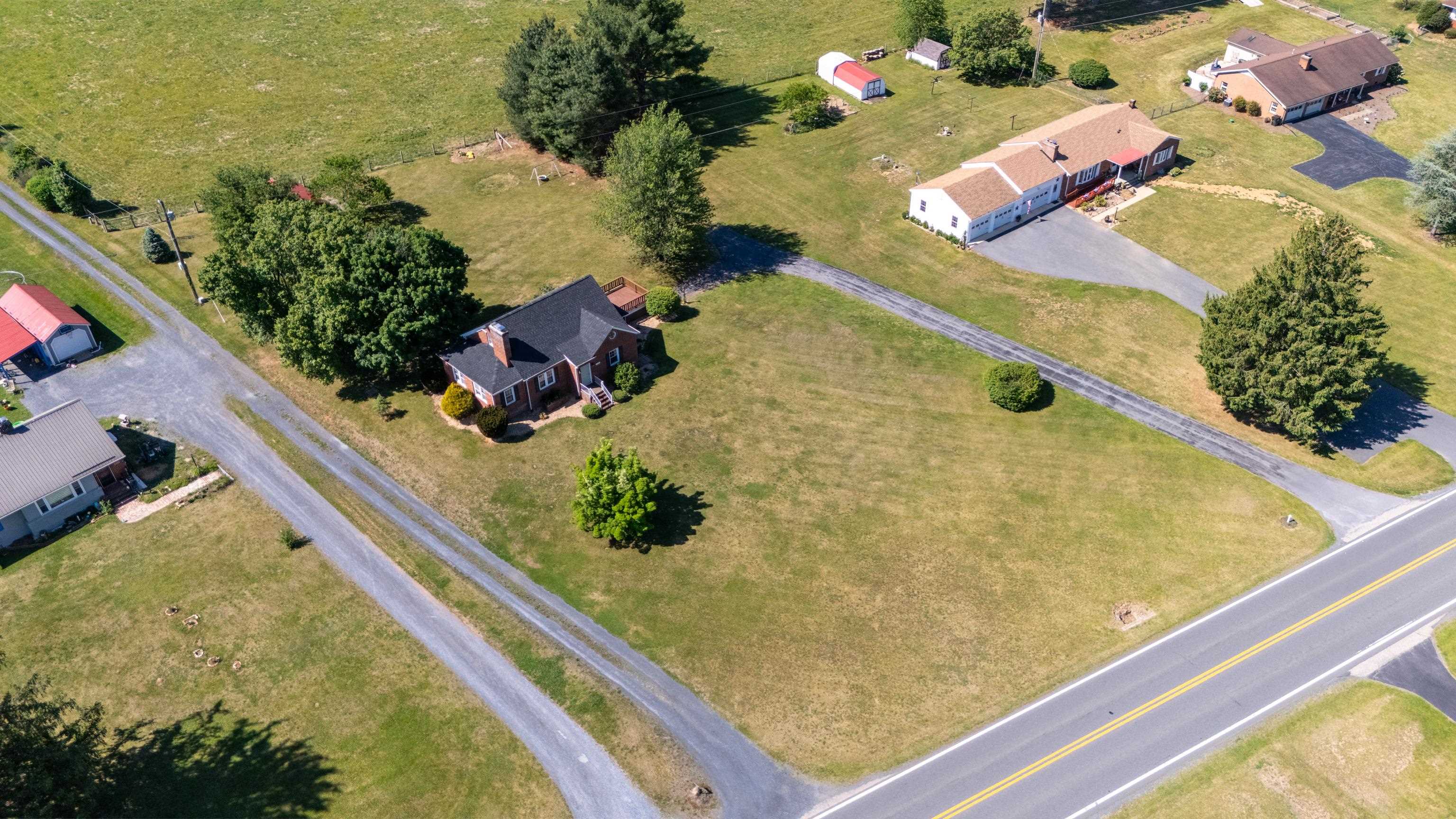 3246 CHURCHVILLE AVE, STAUNTON, Virginia 24401, 3 Bedrooms Bedrooms, ,2 BathroomsBathrooms,Residential,3246 CHURCHVILLE AVE,677391 MLS # 677391 3246 CHURCHVILLE AVE, STAUNTON, Virginia 24401, 3 Bedrooms Bedrooms, ,2 BathroomsBathrooms,Residential,3246 CHURCHVILLE AVE,677391 MLS # 677391