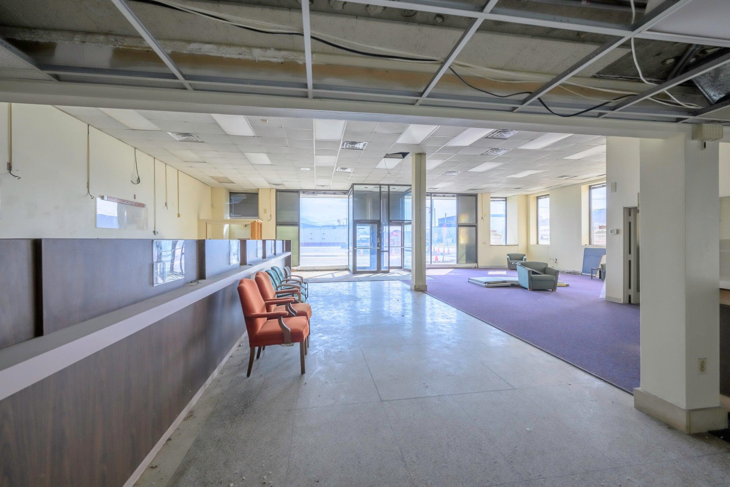 Looking towards the entrance to the building.