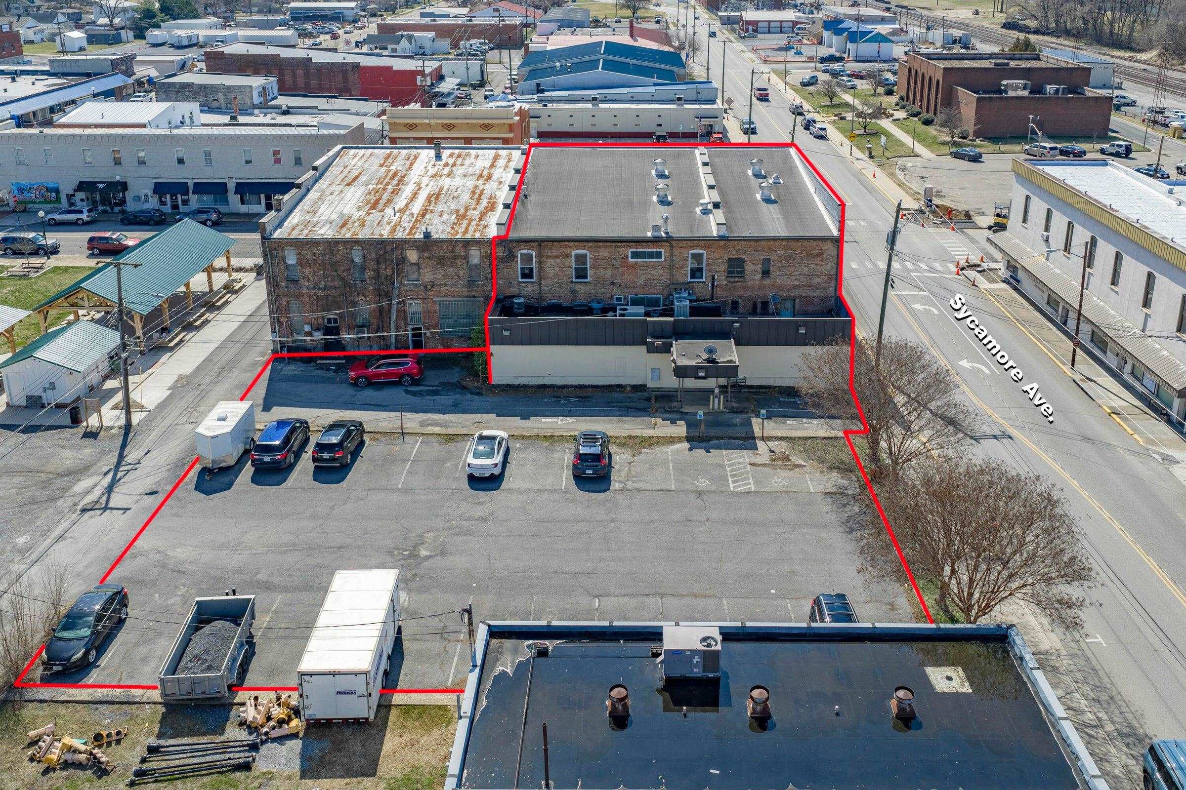 Lots of off-street parking behind the building.
