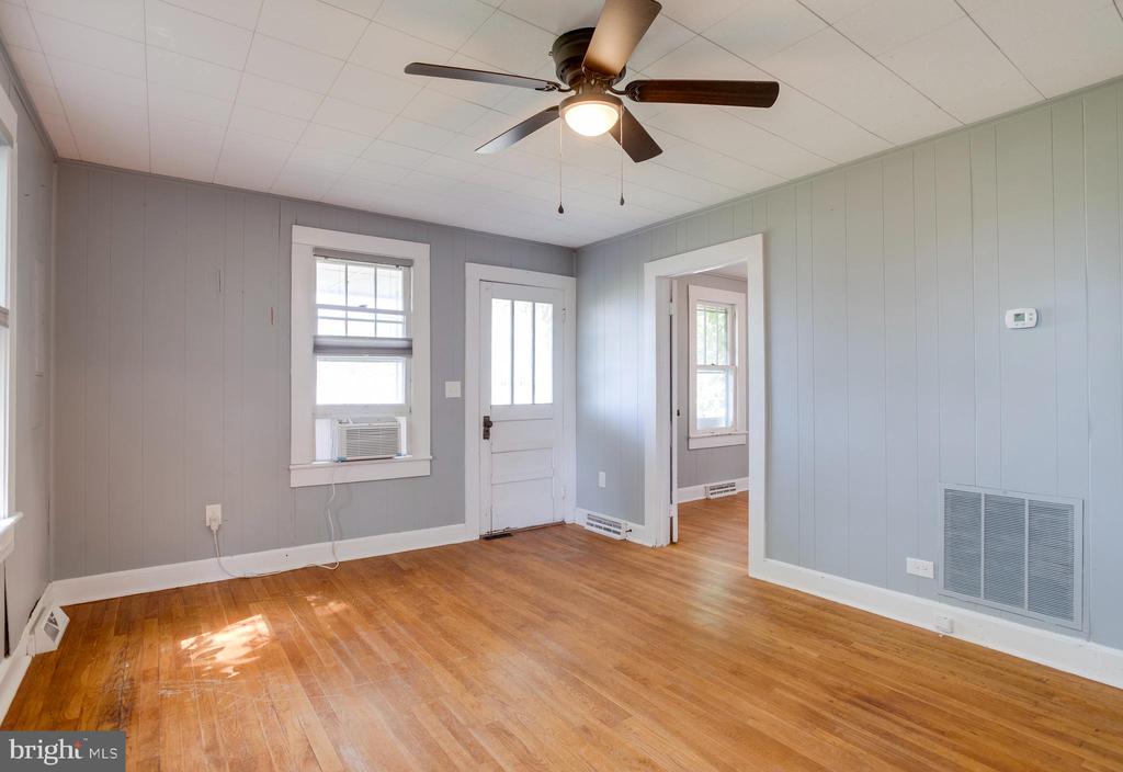 11439 SPERRYVILLE PIKE, CULPEPER, Virginia 22701, 3 Bedrooms Bedrooms, ,2 BathroomsBathrooms,Residential,11439 SPERRYVILLE PIKE,VACU2013618 MLS # VACU2013618 11439 SPERRYVILLE PIKE, CULPEPER, Virginia 22701, 3 Bedrooms Bedrooms, ,2 BathroomsBathrooms,Residential,11439 SPERRYVILLE PIKE,VACU2013618 MLS # VACU2013618