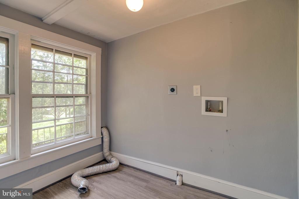 11439 SPERRYVILLE PIKE, CULPEPER, Virginia 22701, 3 Bedrooms Bedrooms, ,2 BathroomsBathrooms,Residential,11439 SPERRYVILLE PIKE,VACU2013618 MLS # VACU2013618 11439 SPERRYVILLE PIKE, CULPEPER, Virginia 22701, 3 Bedrooms Bedrooms, ,2 BathroomsBathrooms,Residential,11439 SPERRYVILLE PIKE,VACU2013618 MLS # VACU2013618