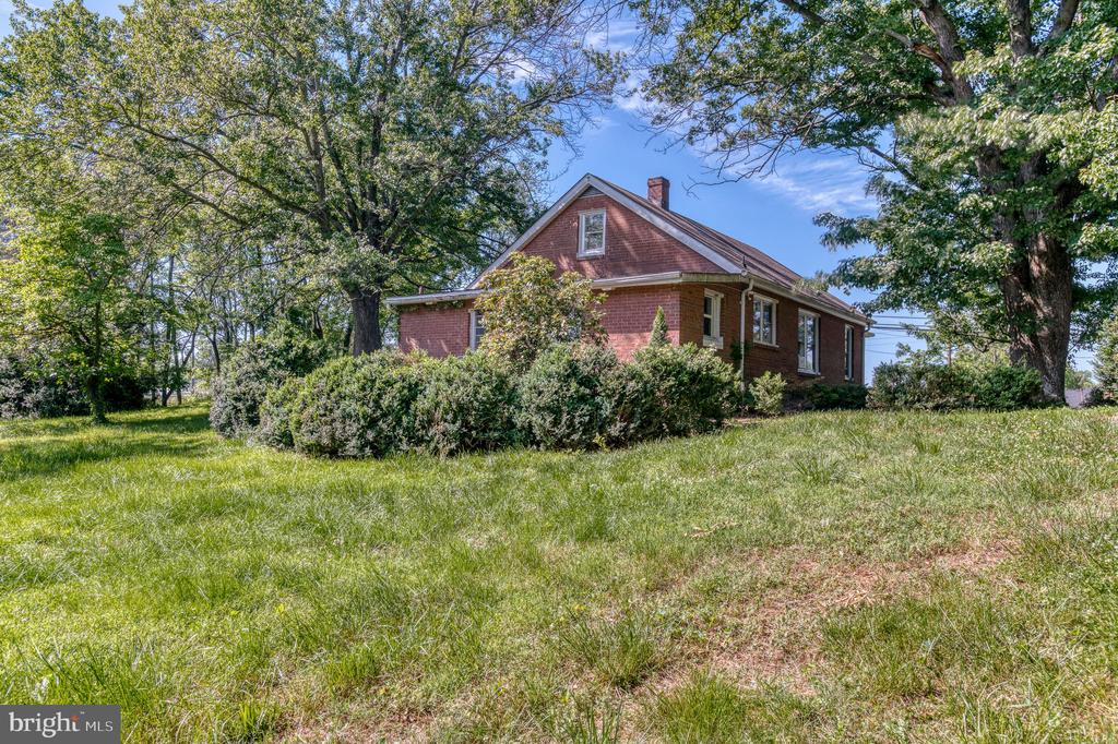 11439 SPERRYVILLE PIKE, CULPEPER, Virginia 22701, 3 Bedrooms Bedrooms, ,2 BathroomsBathrooms,Residential,11439 SPERRYVILLE PIKE,VACU2013618 MLS # VACU2013618 11439 SPERRYVILLE PIKE, CULPEPER, Virginia 22701, 3 Bedrooms Bedrooms, ,2 BathroomsBathrooms,Residential,11439 SPERRYVILLE PIKE,VACU2013618 MLS # VACU2013618