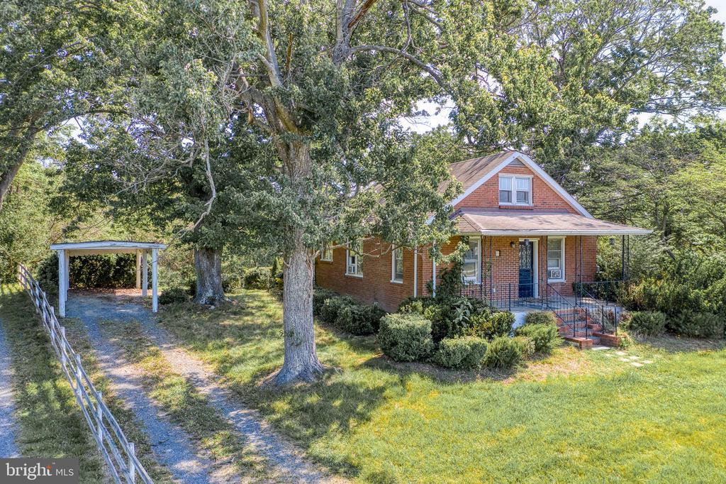 11439 SPERRYVILLE PIKE, CULPEPER, Virginia 22701, 3 Bedrooms Bedrooms, ,2 BathroomsBathrooms,Residential,11439 SPERRYVILLE PIKE,VACU2013618 MLS # VACU2013618 11439 SPERRYVILLE PIKE, CULPEPER, Virginia 22701, 3 Bedrooms Bedrooms, ,2 BathroomsBathrooms,Residential,11439 SPERRYVILLE PIKE,VACU2013618 MLS # VACU2013618