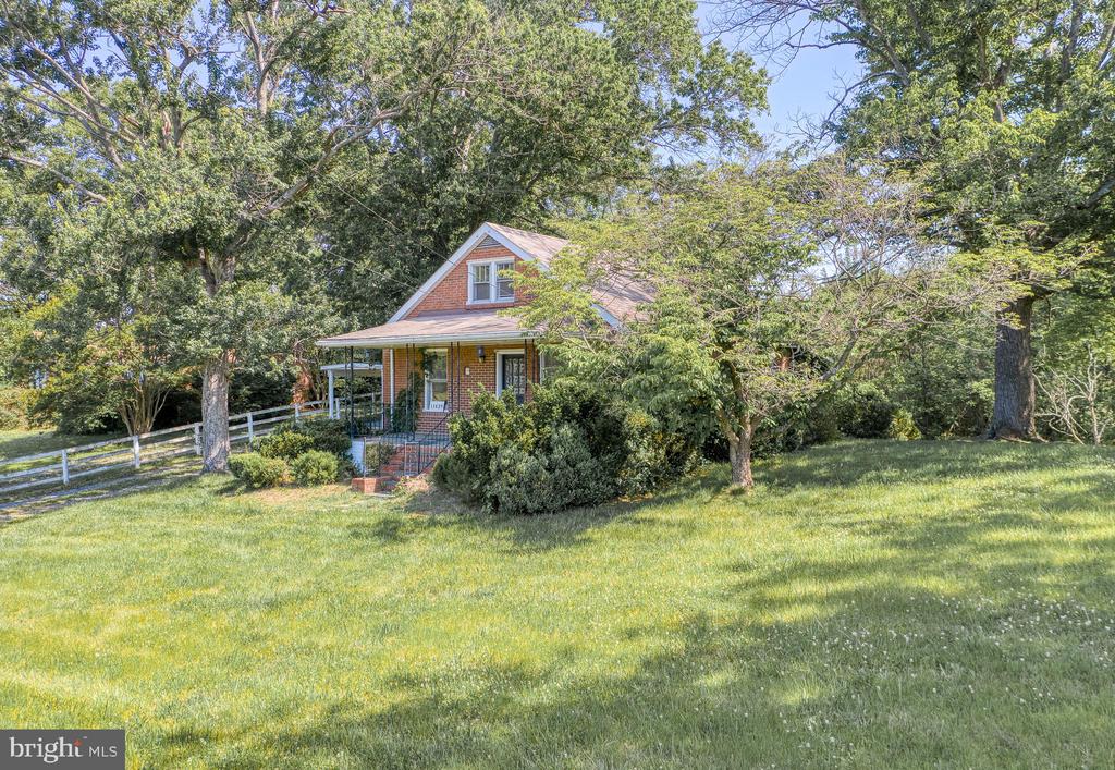 11439 SPERRYVILLE PIKE, CULPEPER, Virginia 22701, 3 Bedrooms Bedrooms, ,2 BathroomsBathrooms,Residential,11439 SPERRYVILLE PIKE,VACU2013618 MLS # VACU2013618 11439 SPERRYVILLE PIKE, CULPEPER, Virginia 22701, 3 Bedrooms Bedrooms, ,2 BathroomsBathrooms,Residential,11439 SPERRYVILLE PIKE,VACU2013618 MLS # VACU2013618