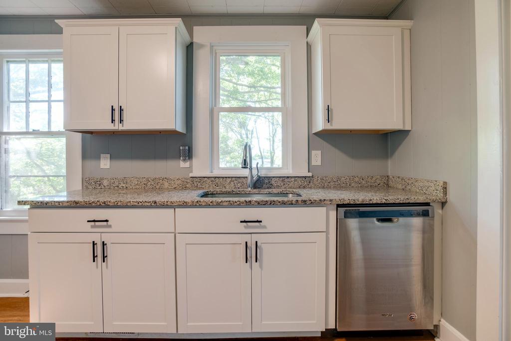 11439 SPERRYVILLE PIKE, CULPEPER, Virginia 22701, 3 Bedrooms Bedrooms, ,2 BathroomsBathrooms,Residential,11439 SPERRYVILLE PIKE,VACU2013618 MLS # VACU2013618 11439 SPERRYVILLE PIKE, CULPEPER, Virginia 22701, 3 Bedrooms Bedrooms, ,2 BathroomsBathrooms,Residential,11439 SPERRYVILLE PIKE,VACU2013618 MLS # VACU2013618