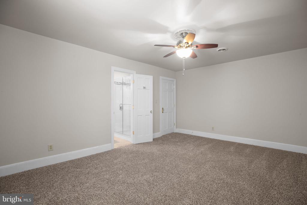 11 RIVER OAK PL, FREDERICKSBURG, Virginia 22407, 4 Bedrooms Bedrooms, ,3 BathroomsBathrooms,Residential,11 RIVER OAK PL,VASP2041820 MLS # VASP2041820 11 RIVER OAK PL, FREDERICKSBURG, Virginia 22407, 4 Bedrooms Bedrooms, ,3 BathroomsBathrooms,Residential,11 RIVER OAK PL,VASP2041820 MLS # VASP2041820