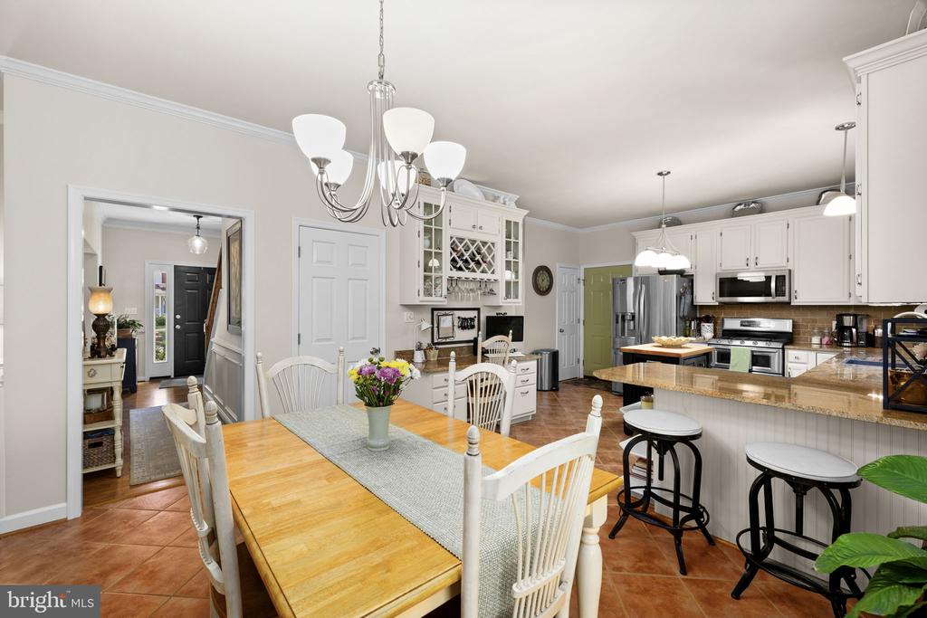 10610 EDINBURGH DR, SPOTSYLVANIA, Virginia 22553, 5 Bedrooms Bedrooms, ,3 BathroomsBathrooms,Residential,10610 EDINBURGH DR,VASP2041854 MLS # VASP2041854 10610 EDINBURGH DR, SPOTSYLVANIA, Virginia 22553, 5 Bedrooms Bedrooms, ,3 BathroomsBathrooms,Residential,10610 EDINBURGH DR,VASP2041854 MLS # VASP2041854