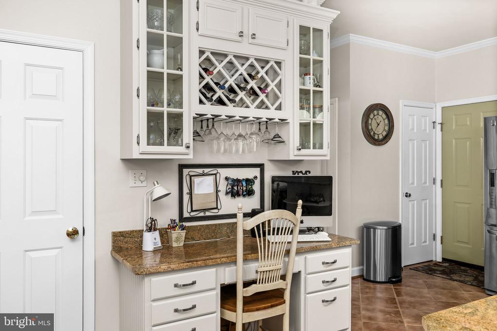 10610 EDINBURGH DR, SPOTSYLVANIA, Virginia 22553, 5 Bedrooms Bedrooms, ,3 BathroomsBathrooms,Residential,10610 EDINBURGH DR,VASP2041854 MLS # VASP2041854 10610 EDINBURGH DR, SPOTSYLVANIA, Virginia 22553, 5 Bedrooms Bedrooms, ,3 BathroomsBathrooms,Residential,10610 EDINBURGH DR,VASP2041854 MLS # VASP2041854
