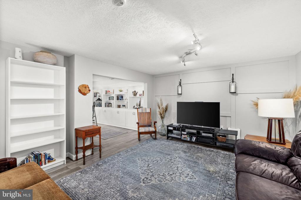 10610 EDINBURGH DR, SPOTSYLVANIA, Virginia 22553, 5 Bedrooms Bedrooms, ,3 BathroomsBathrooms,Residential,10610 EDINBURGH DR,VASP2041854 MLS # VASP2041854 10610 EDINBURGH DR, SPOTSYLVANIA, Virginia 22553, 5 Bedrooms Bedrooms, ,3 BathroomsBathrooms,Residential,10610 EDINBURGH DR,VASP2041854 MLS # VASP2041854