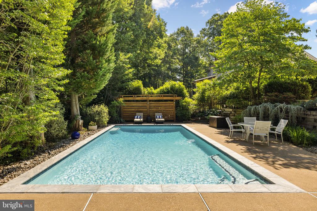 10610 EDINBURGH DR, SPOTSYLVANIA, Virginia 22553, 5 Bedrooms Bedrooms, ,3 BathroomsBathrooms,Residential,10610 EDINBURGH DR,VASP2041854 MLS # VASP2041854 10610 EDINBURGH DR, SPOTSYLVANIA, Virginia 22553, 5 Bedrooms Bedrooms, ,3 BathroomsBathrooms,Residential,10610 EDINBURGH DR,VASP2041854 MLS # VASP2041854