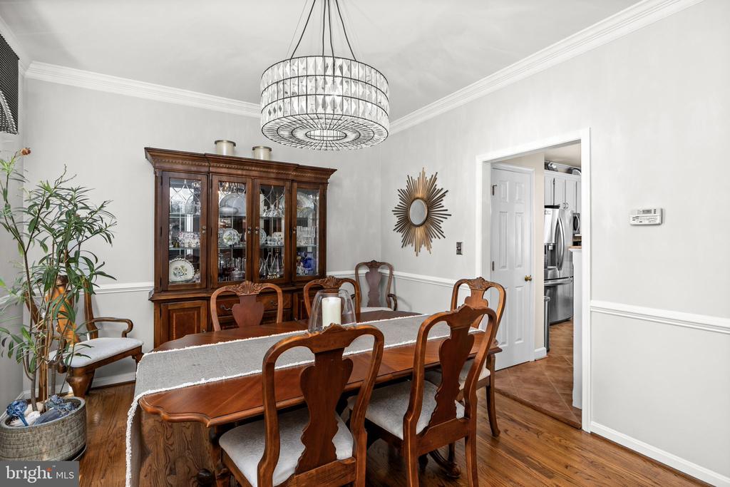10610 EDINBURGH DR, SPOTSYLVANIA, Virginia 22553, 5 Bedrooms Bedrooms, ,3 BathroomsBathrooms,Residential,10610 EDINBURGH DR,VASP2041854 MLS # VASP2041854 10610 EDINBURGH DR, SPOTSYLVANIA, Virginia 22553, 5 Bedrooms Bedrooms, ,3 BathroomsBathrooms,Residential,10610 EDINBURGH DR,VASP2041854 MLS # VASP2041854