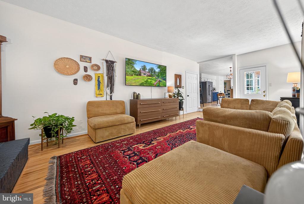 6041 NANCY LN, WARRENTON, Virginia 20187, 4 Bedrooms Bedrooms, ,2 BathroomsBathrooms,Residential,6041 NANCY LN,VAFQ2022072 MLS # VAFQ2022072 6041 NANCY LN, WARRENTON, Virginia 20187, 4 Bedrooms Bedrooms, ,2 BathroomsBathrooms,Residential,6041 NANCY LN,VAFQ2022072 MLS # VAFQ2022072