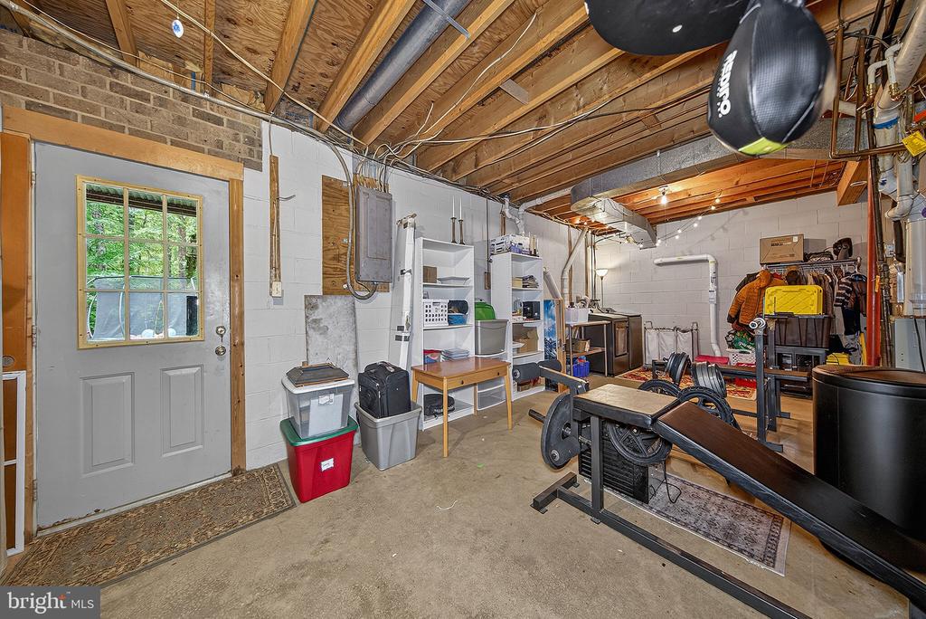 6041 NANCY LN, WARRENTON, Virginia 20187, 4 Bedrooms Bedrooms, ,2 BathroomsBathrooms,Residential,6041 NANCY LN,VAFQ2022072 MLS # VAFQ2022072 6041 NANCY LN, WARRENTON, Virginia 20187, 4 Bedrooms Bedrooms, ,2 BathroomsBathrooms,Residential,6041 NANCY LN,VAFQ2022072 MLS # VAFQ2022072