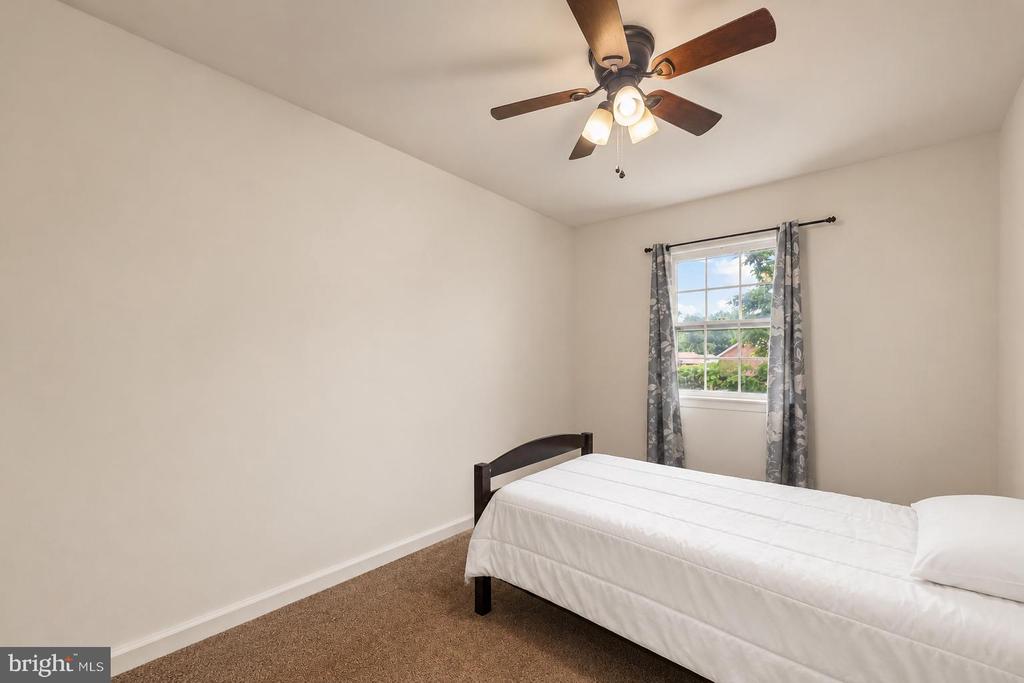 307 OLDE GREENWICH DR, FREDERICKSBURG, Virginia 22408, 3 Bedrooms Bedrooms, ,1 BathroomBathrooms,Residential,OLDE GREENWICH,307 OLDE GREENWICH DR,VASP2042064 MLS # VASP2042064