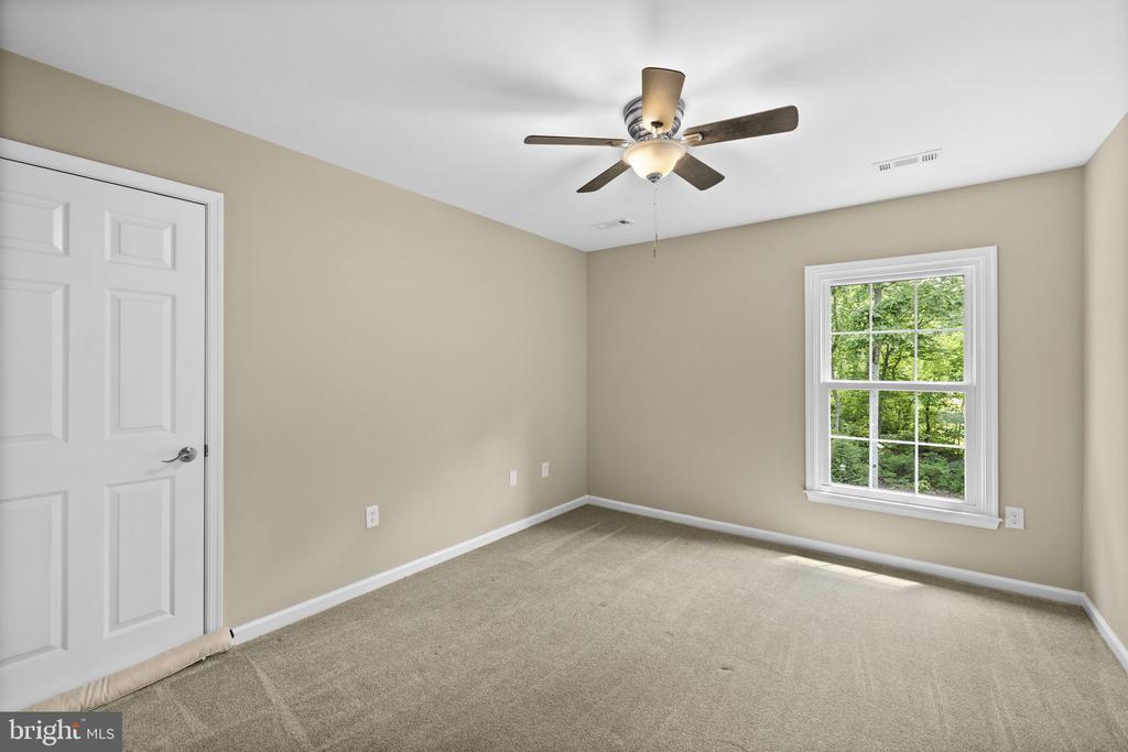 10742 BRIDLEREIN CT, SPOTSYLVANIA, Virginia 22553, 4 Bedrooms Bedrooms, ,2 BathroomsBathrooms,Residential,10742 BRIDLEREIN CT,VASP2042016 MLS # VASP2042016