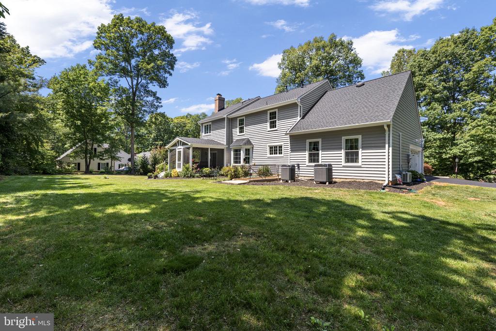 10742 BRIDLEREIN CT, SPOTSYLVANIA, Virginia 22553, 4 Bedrooms Bedrooms, ,2 BathroomsBathrooms,Residential,10742 BRIDLEREIN CT,VASP2042016 MLS # VASP2042016