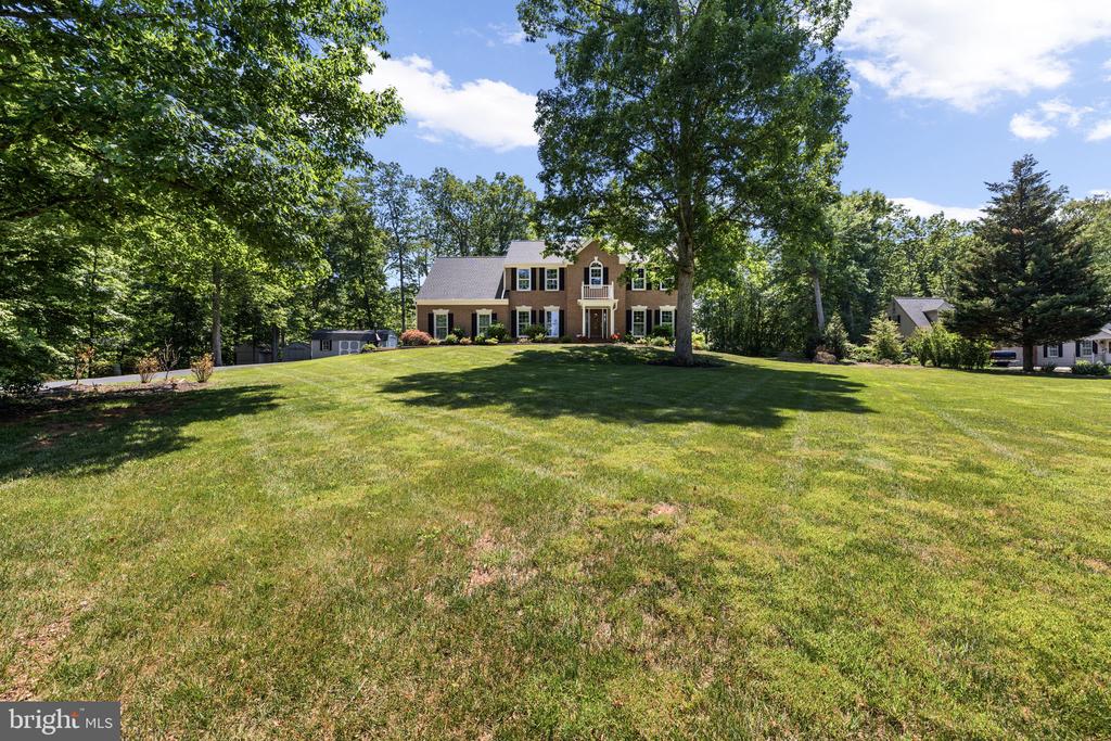 10742 BRIDLEREIN CT, SPOTSYLVANIA, Virginia 22553, 4 Bedrooms Bedrooms, ,2 BathroomsBathrooms,Residential,10742 BRIDLEREIN CT,VASP2042016 MLS # VASP2042016